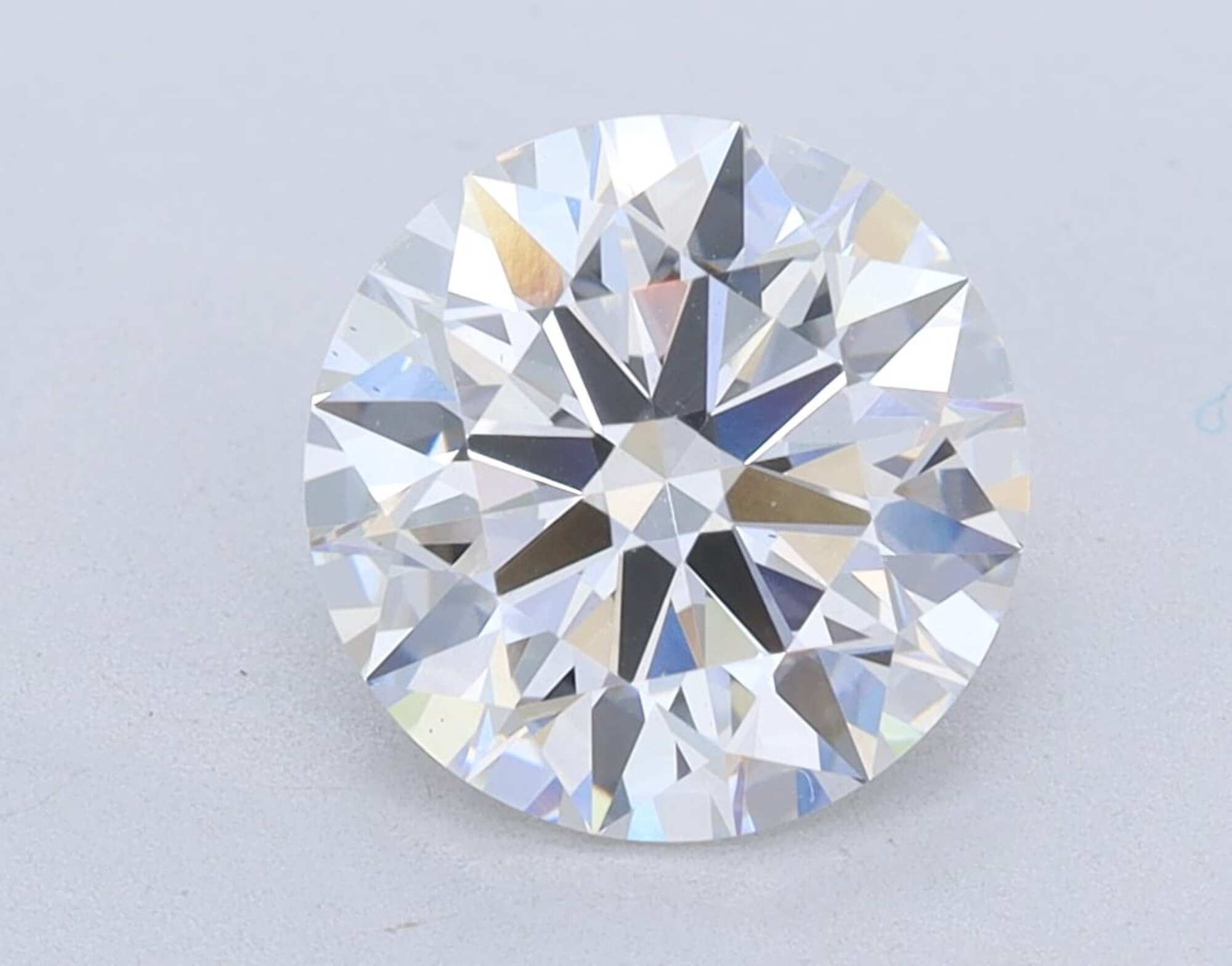 Diamante talla redonda G VS1 de 2,11 ct 