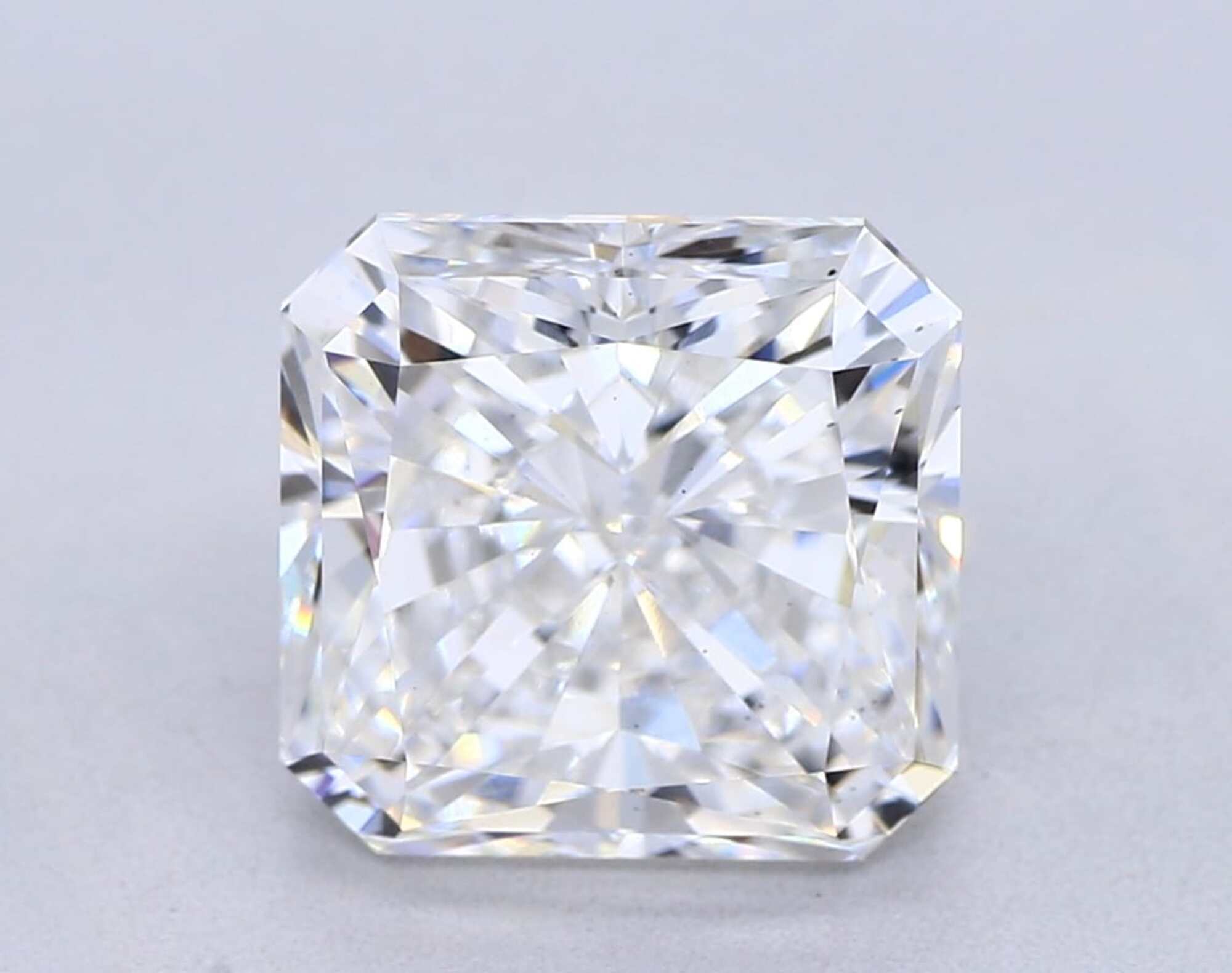 3,02 ct F VS2 Diamante talla radiante 