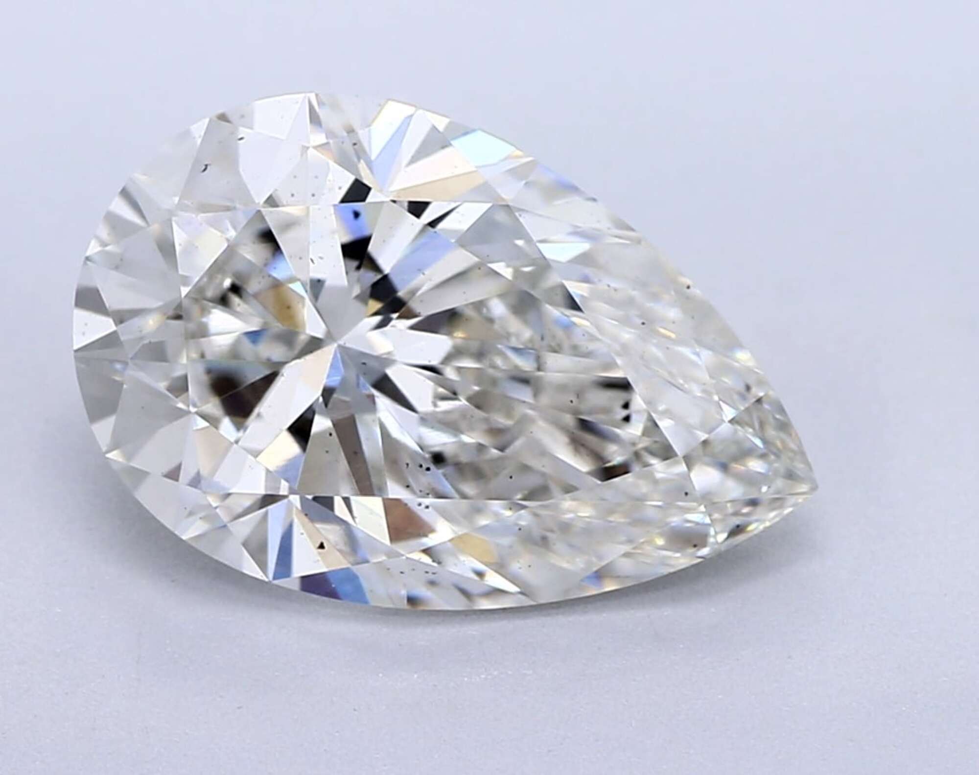 Diamante talla pera G VS2 de 2,32 ct 