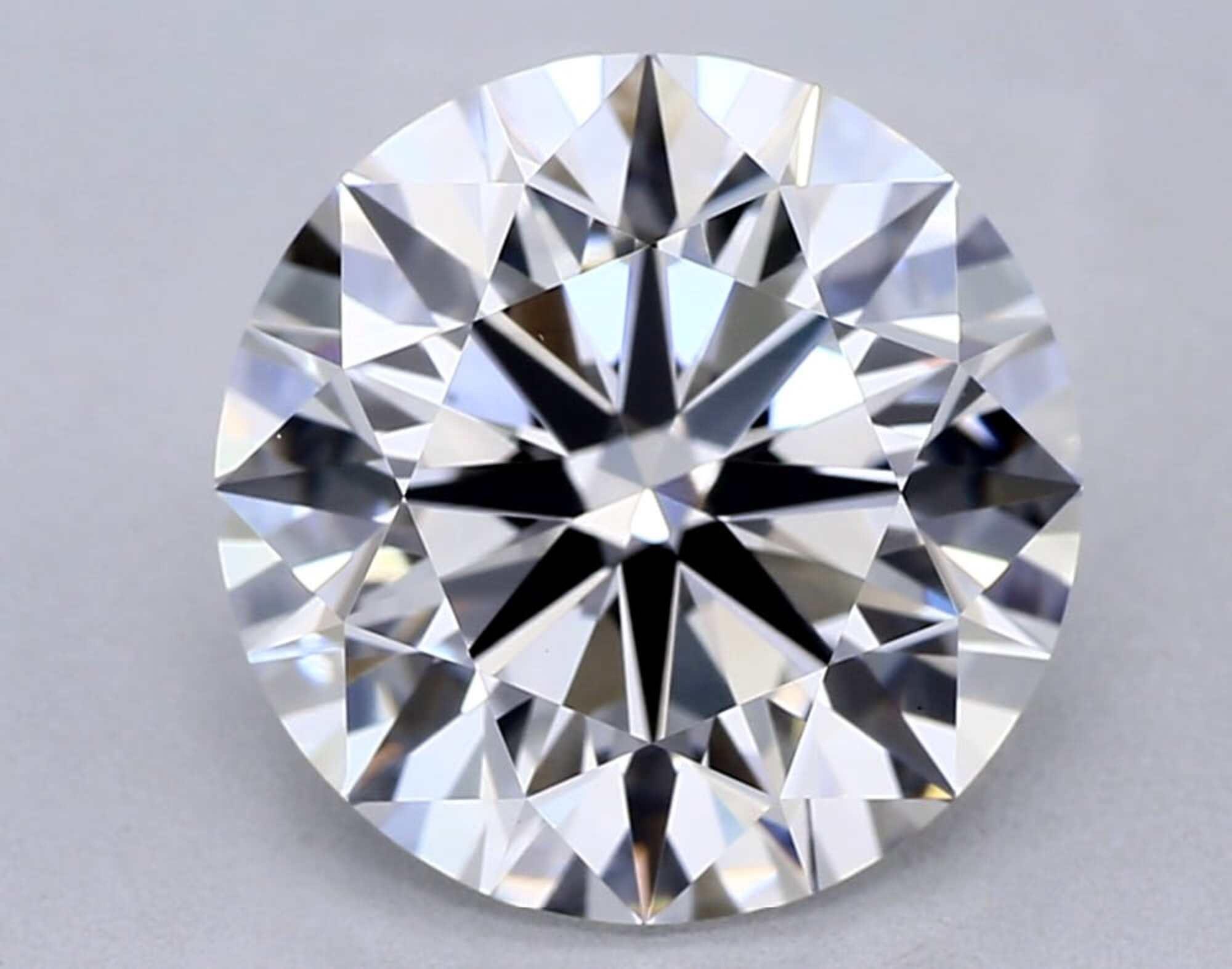 2.76 ct F VVS2 Round cut Diamond