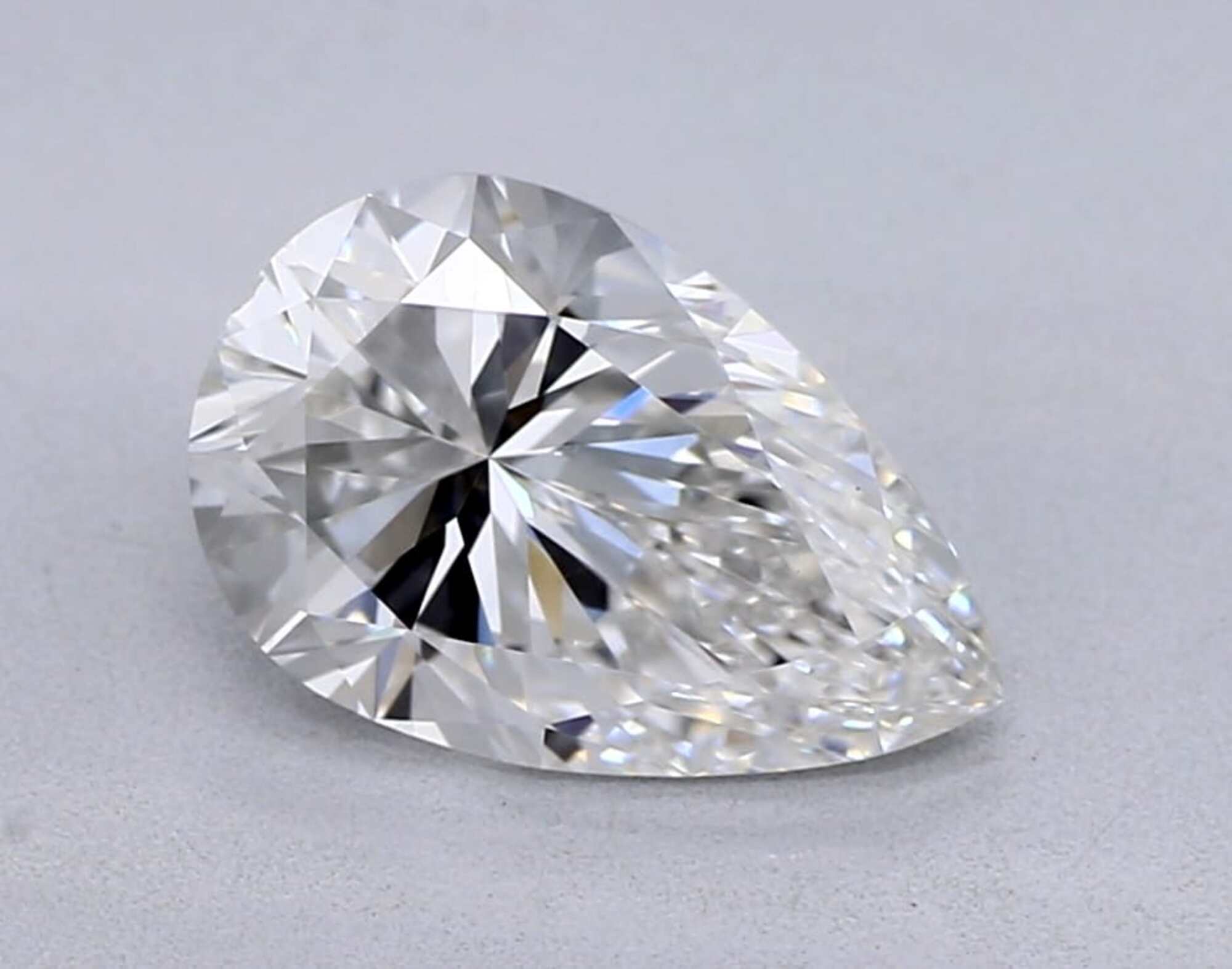 1,01 ct F VS1 Diamante talla pera 