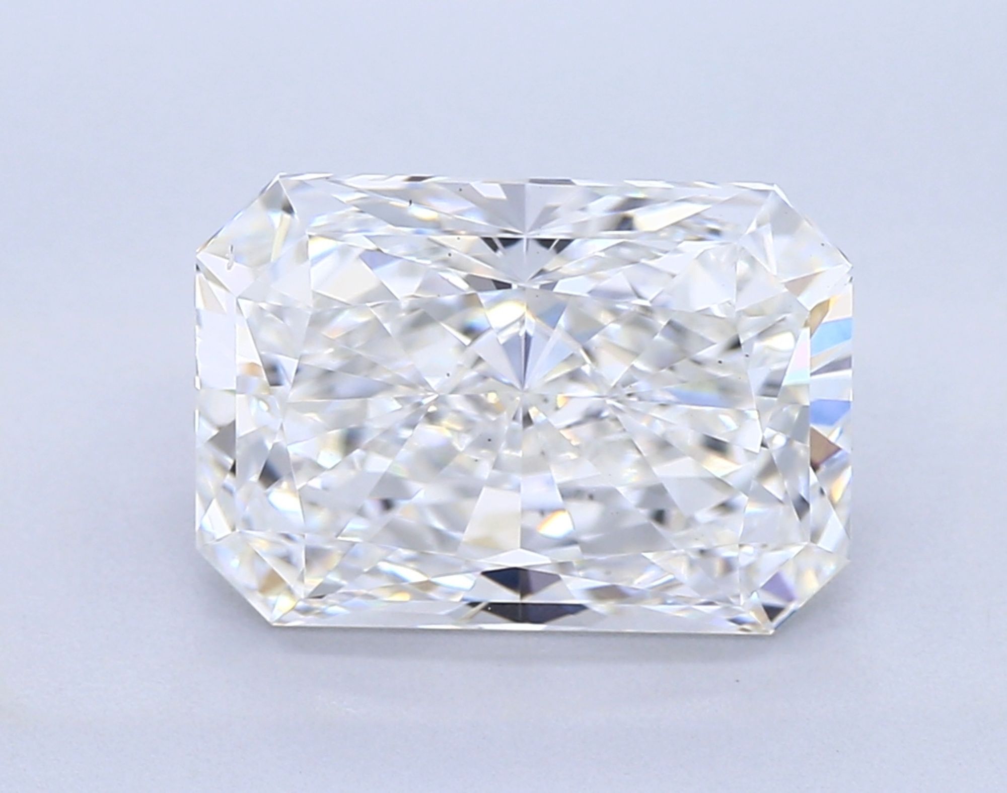 2,42 ct F VS1 Diamante talla radiante 