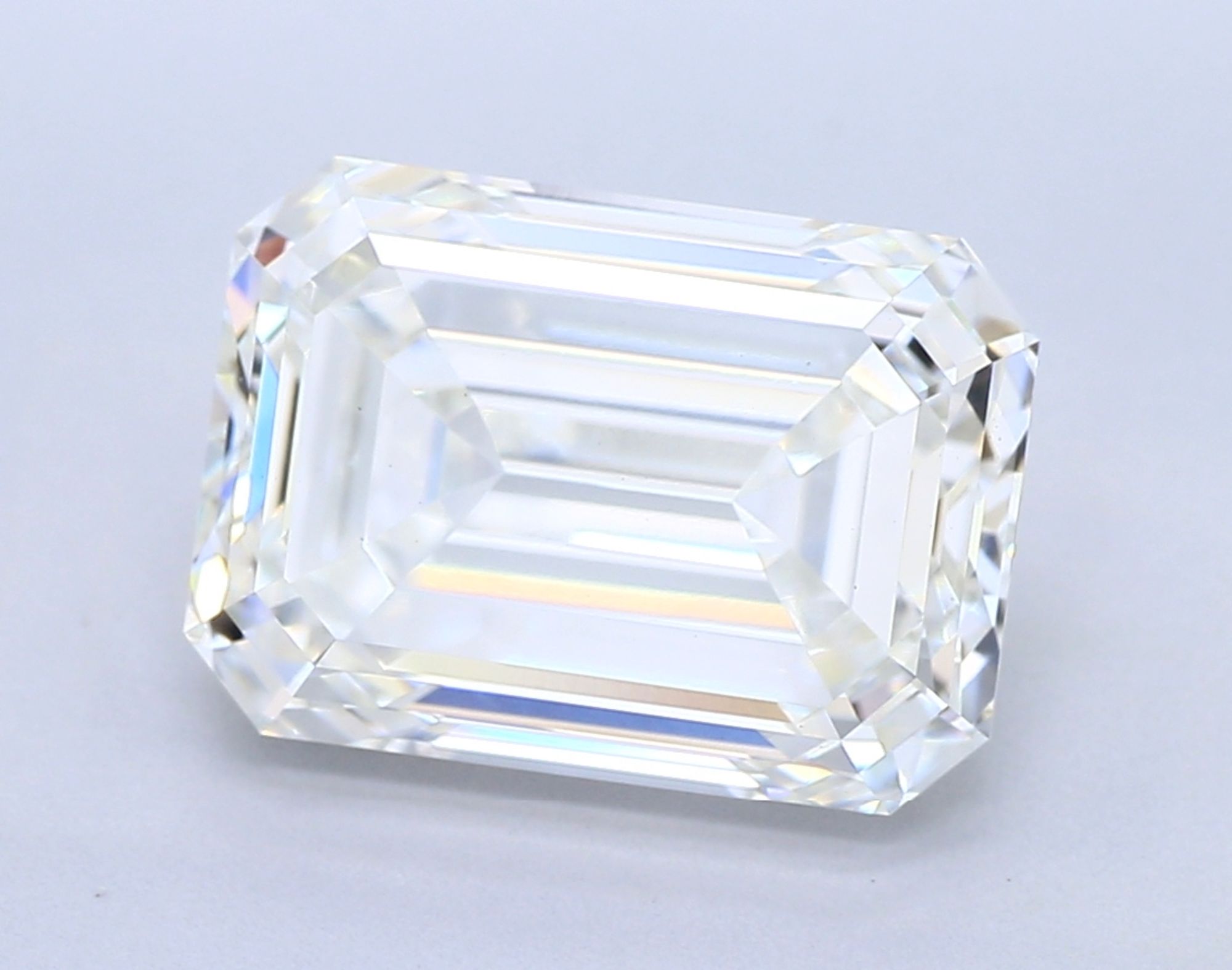 Diamante talla esmeralda G VS1 de 3,02 ct 