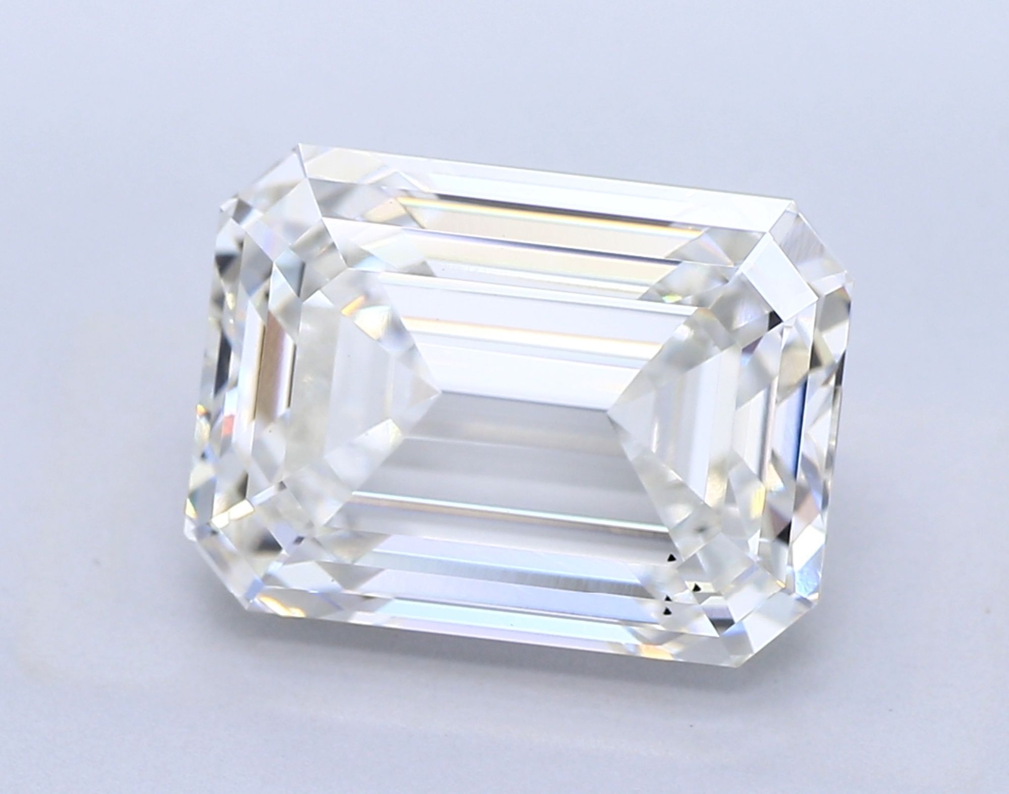 4.01 ct G VS2 Emerald cut Diamond