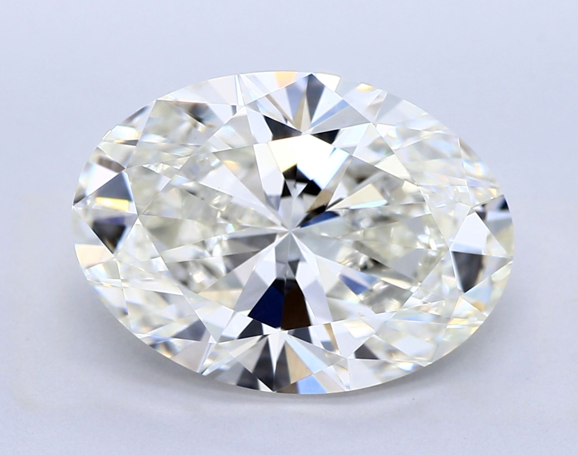 3.51 ct H VVS2 Oval cut Diamond