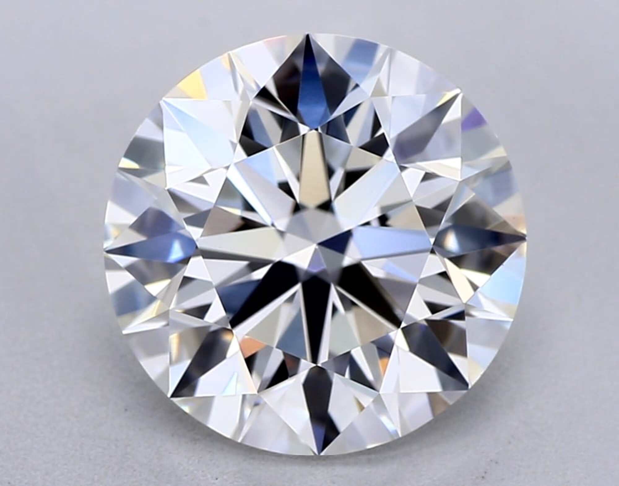 2.51 ct G VVS2 Round cut Diamond