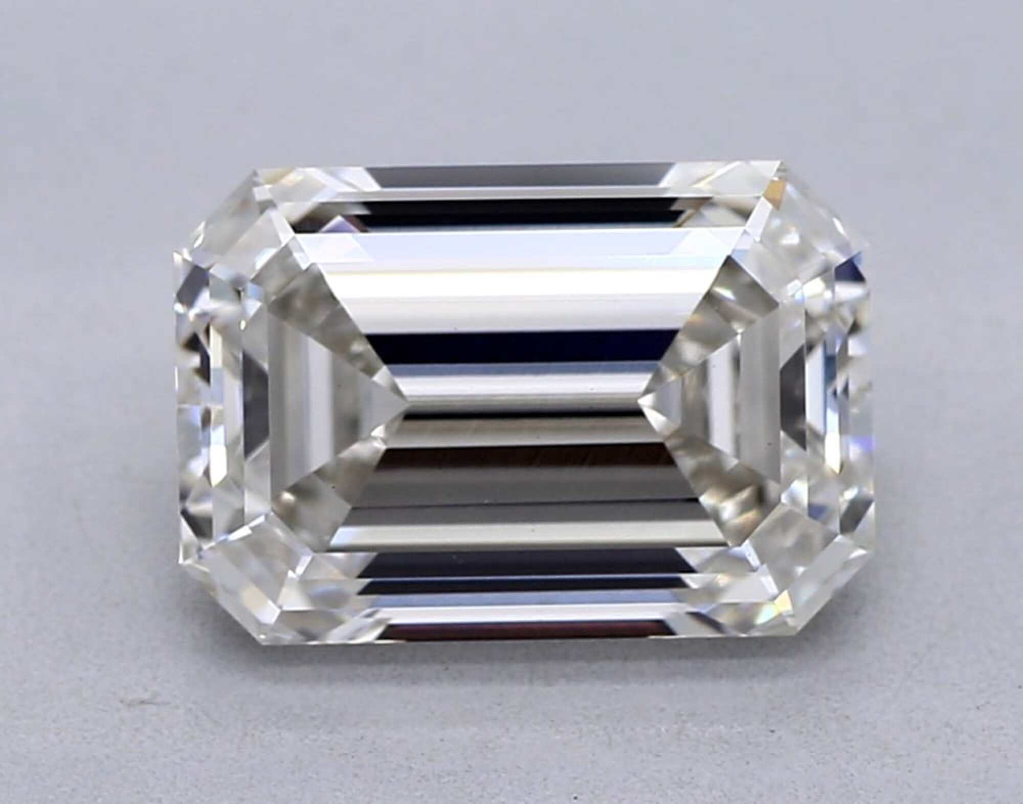 2,01 ct H VVS2 Diamante talla esmeralda 