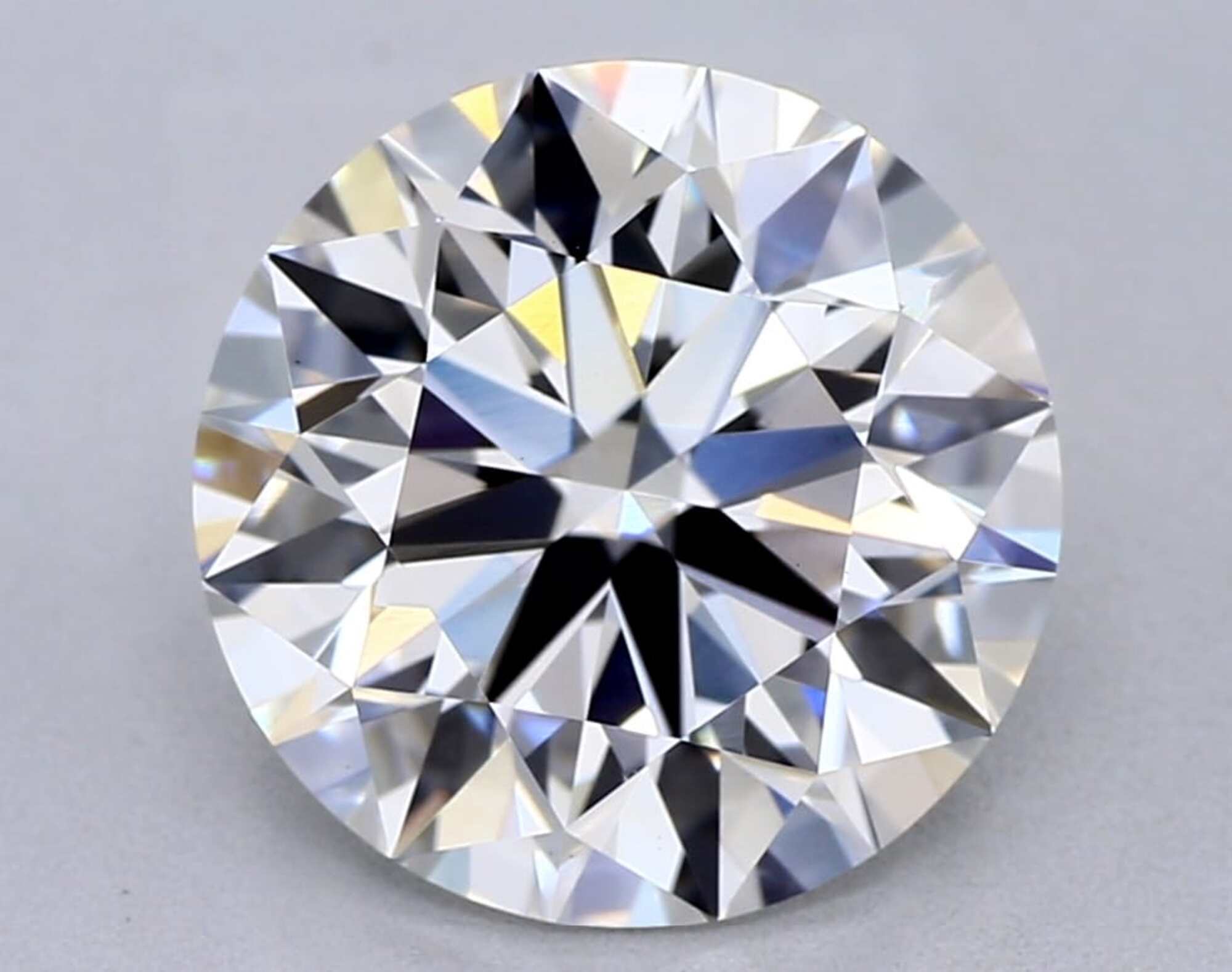 2.61 ct G VVS2 Round cut Diamond