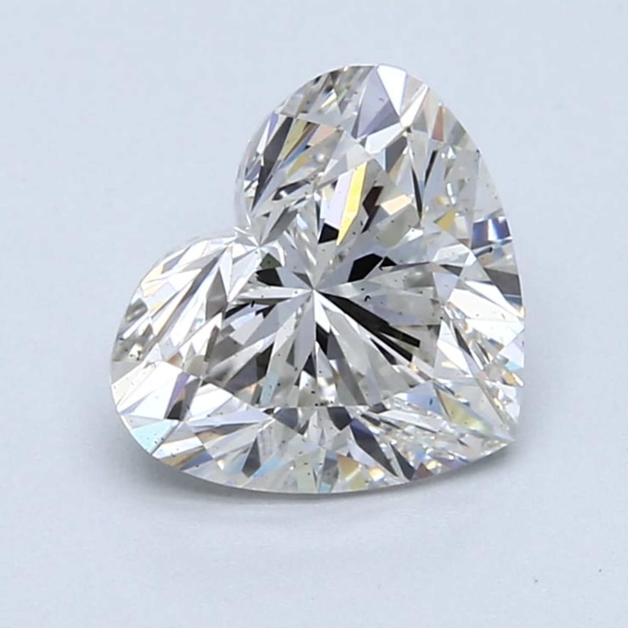 Diamante talla corazón F VS2 de 2,21 ct 