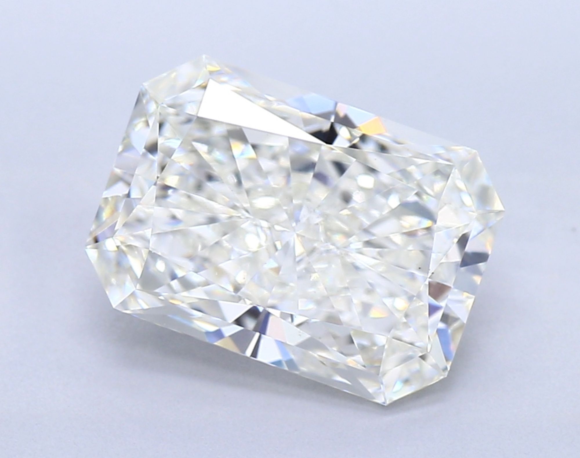 2.10 ct H VS1 Radiant cut Diamond