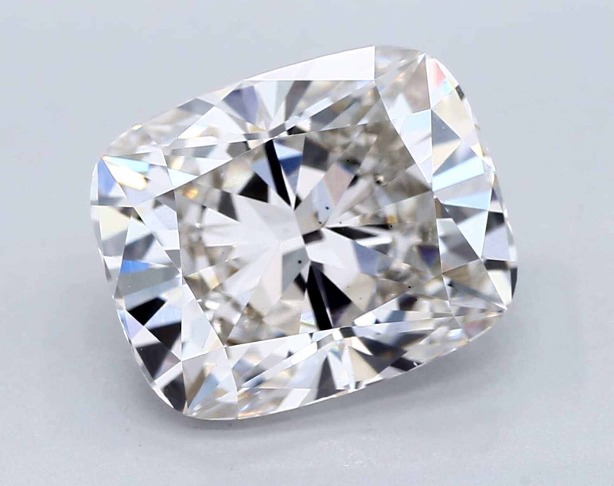 3.04 ct H VS2 Cushion cut Diamond