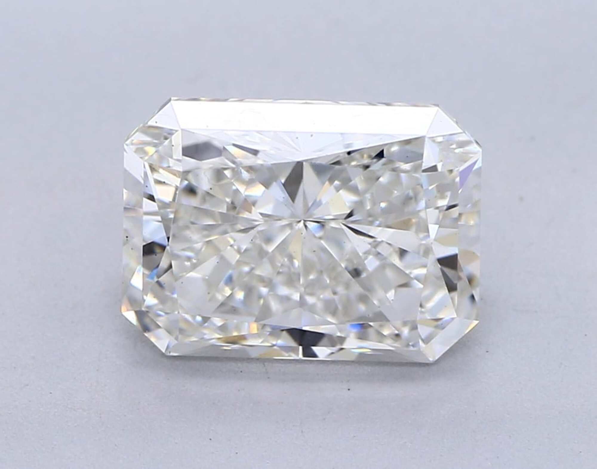 2.02 ct G VS1 Radiant cut Diamond