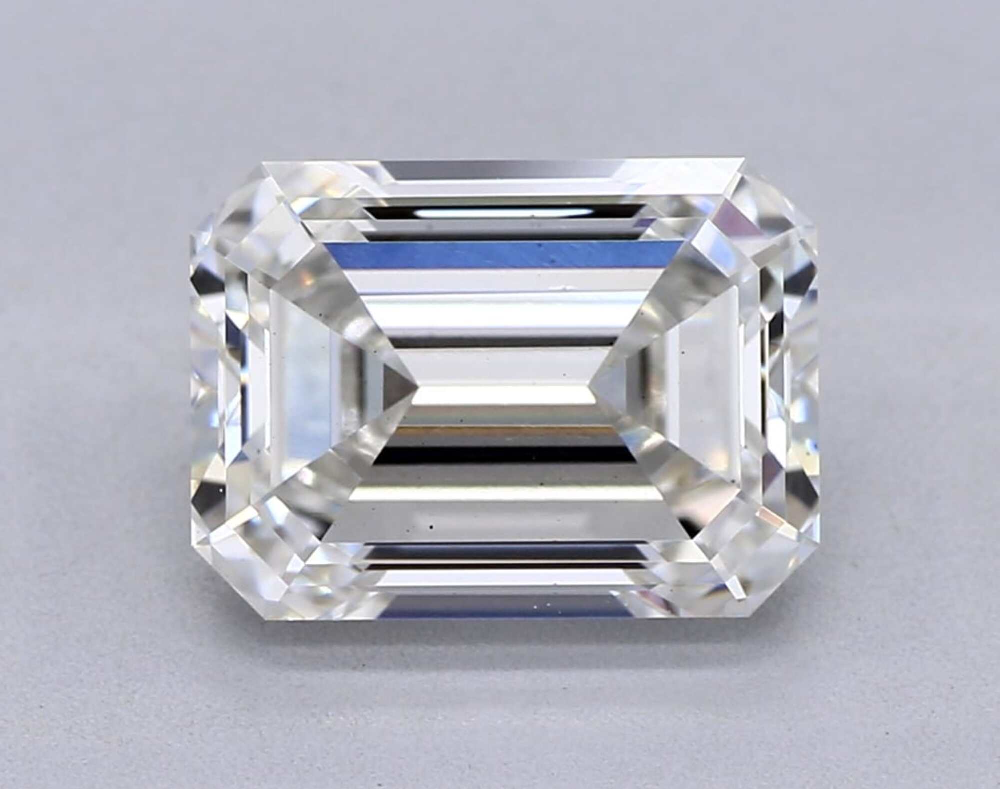 2.30 ct G VS1 Emerald cut Diamond