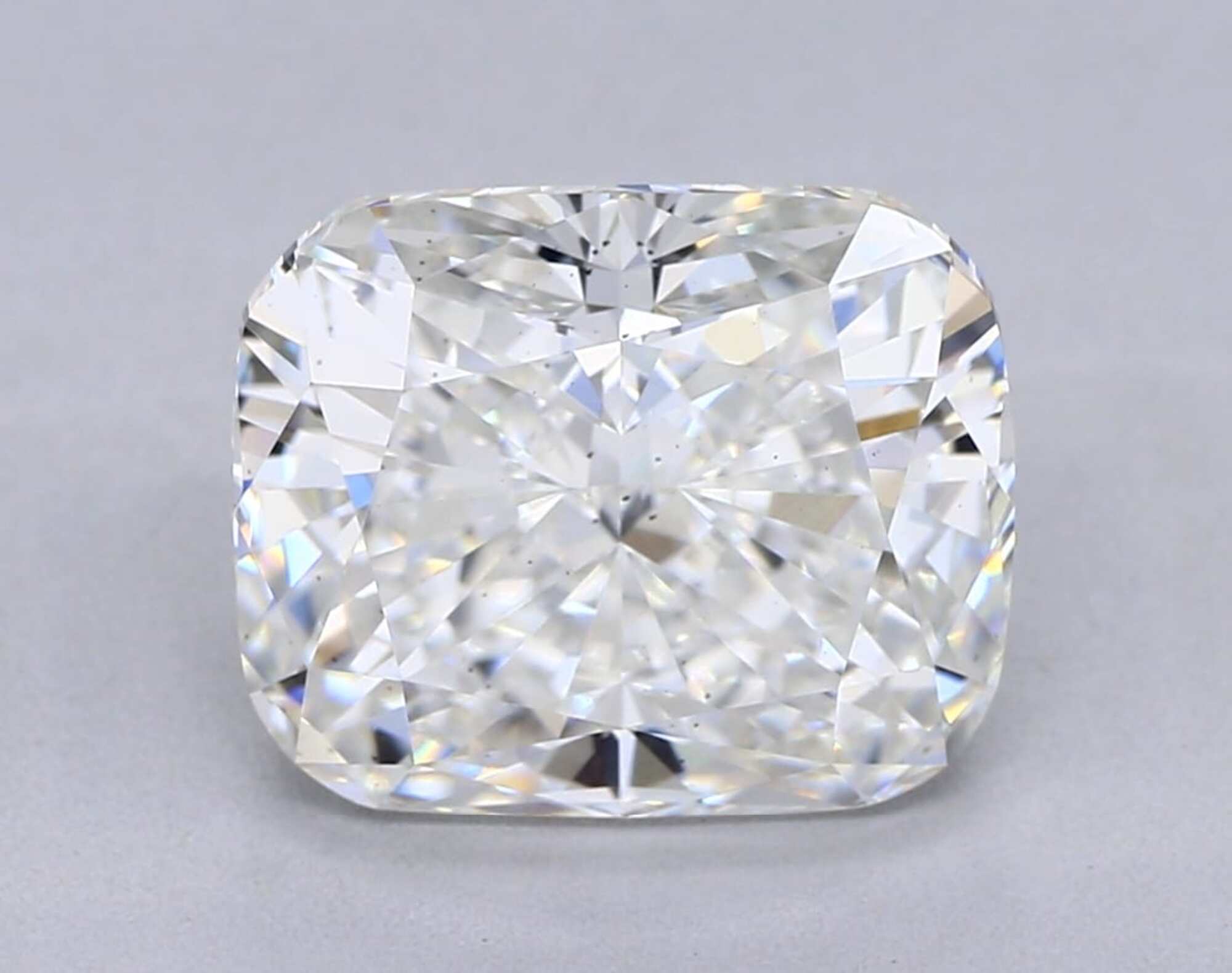 Diamante talla cojín G VS2 de 3,02 ct 