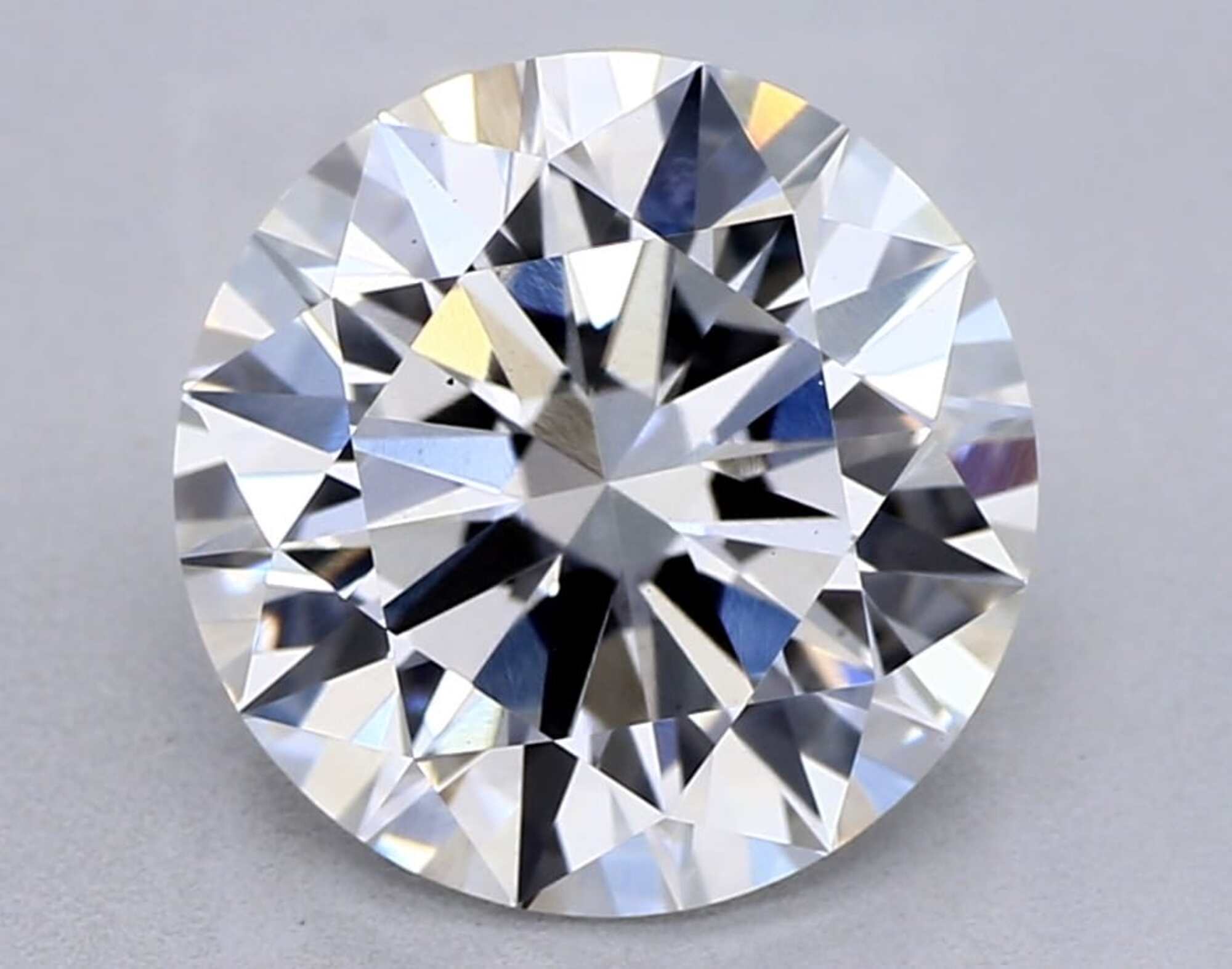 2.20 ct G VS1 Round cut Diamond