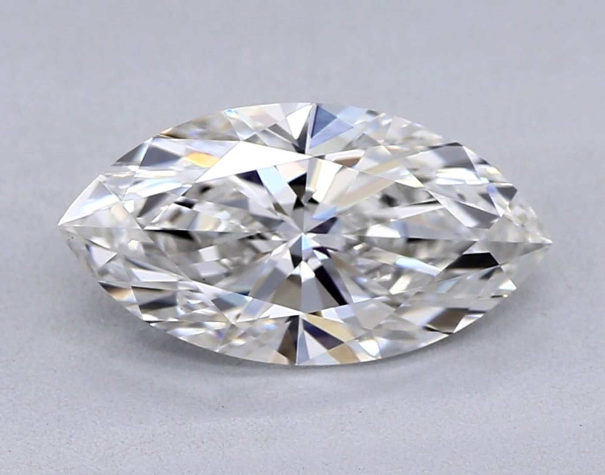 1,06 ct G VS1 Diamante talla marquesa 