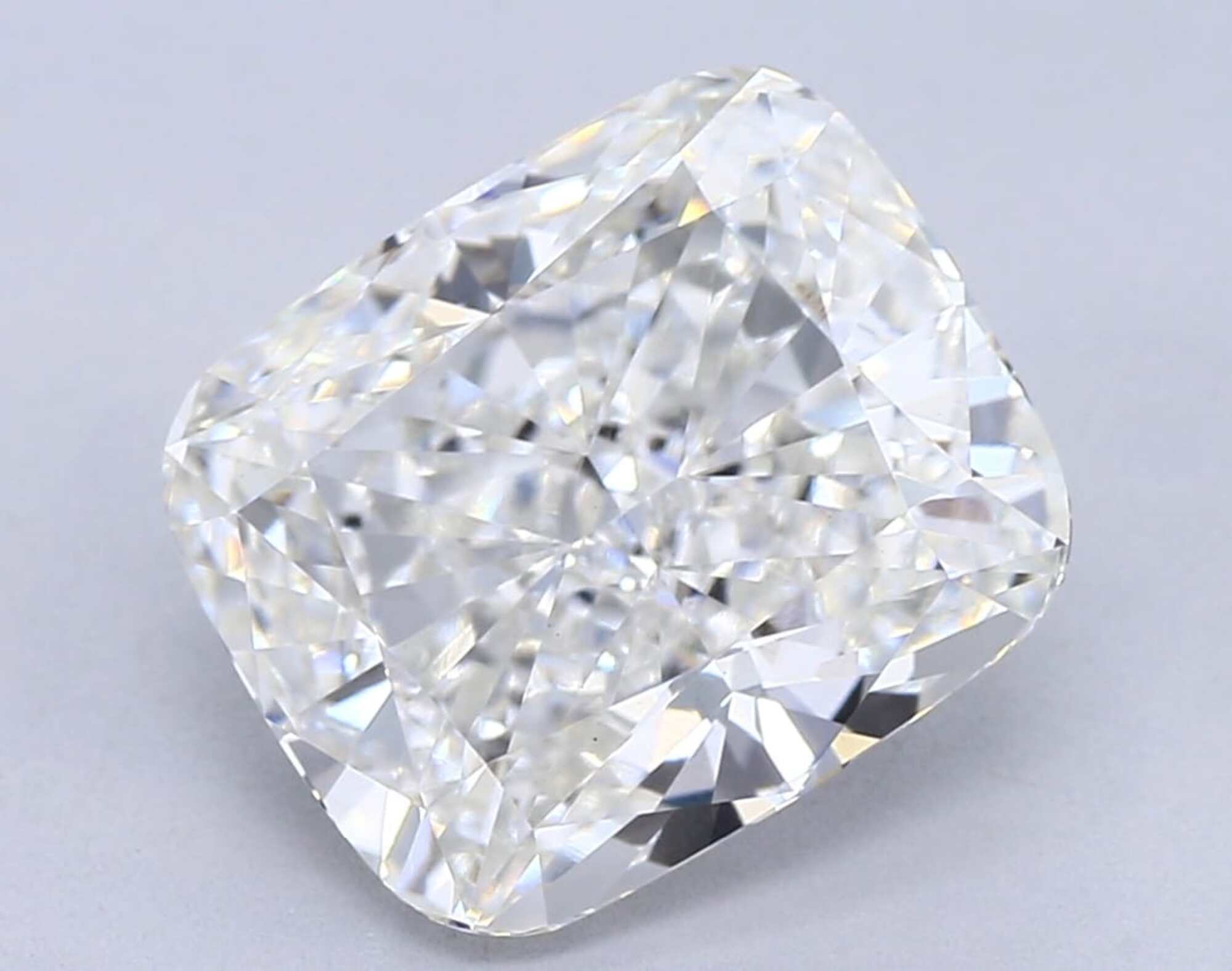 Diamante talla cojín G VS1 de 3,08 ct 