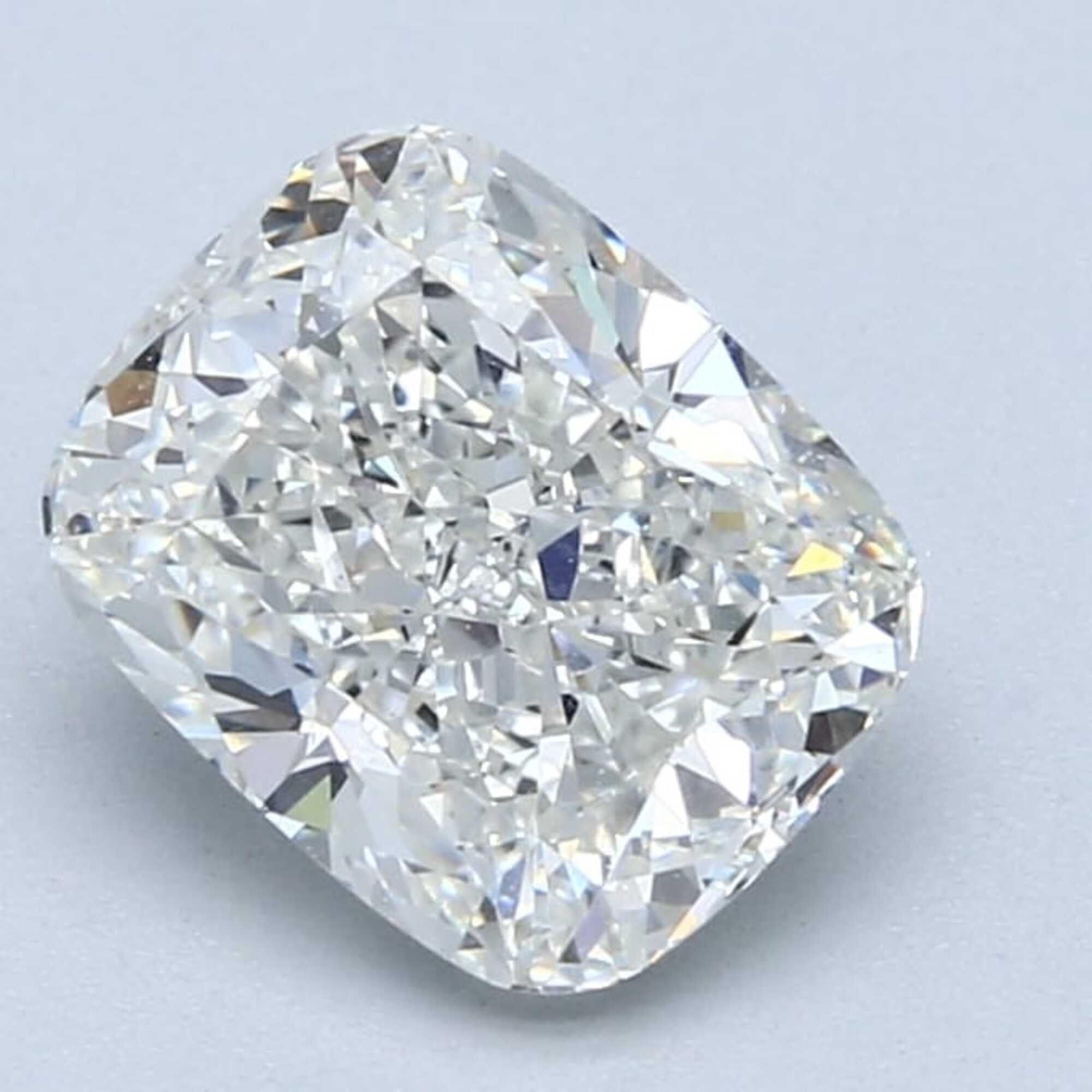 2.53 ct G VVS2 Cushion cut Diamond