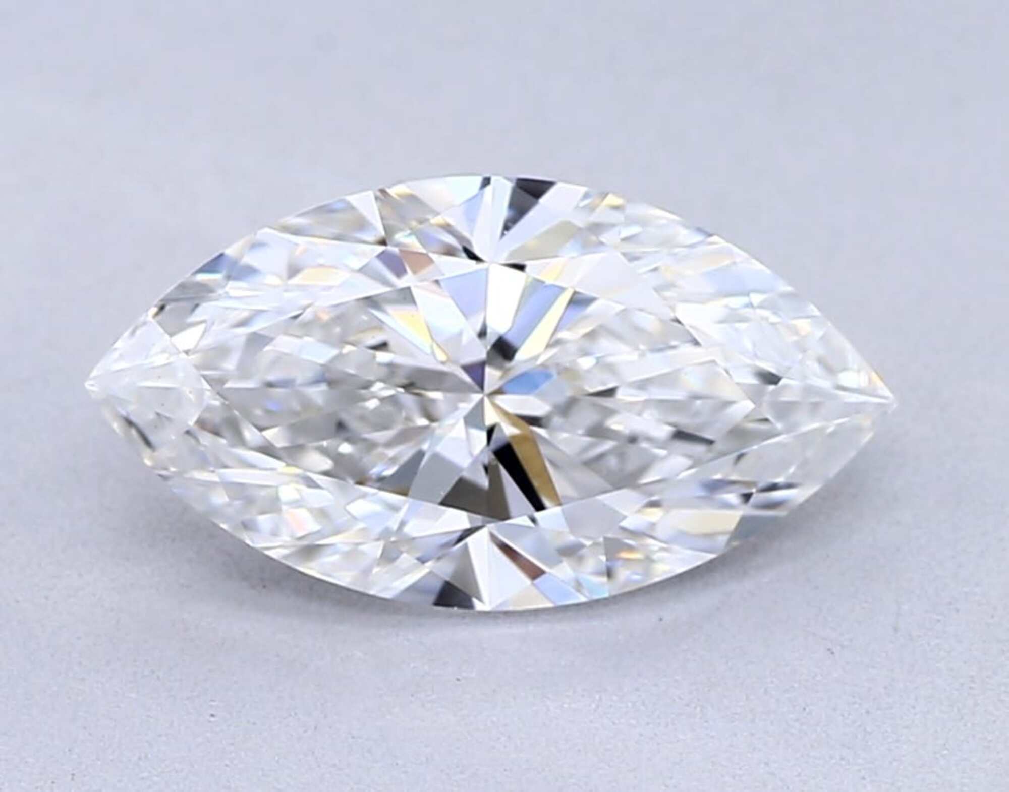 1,01 ct F VS1 Diamante talla marquesa 