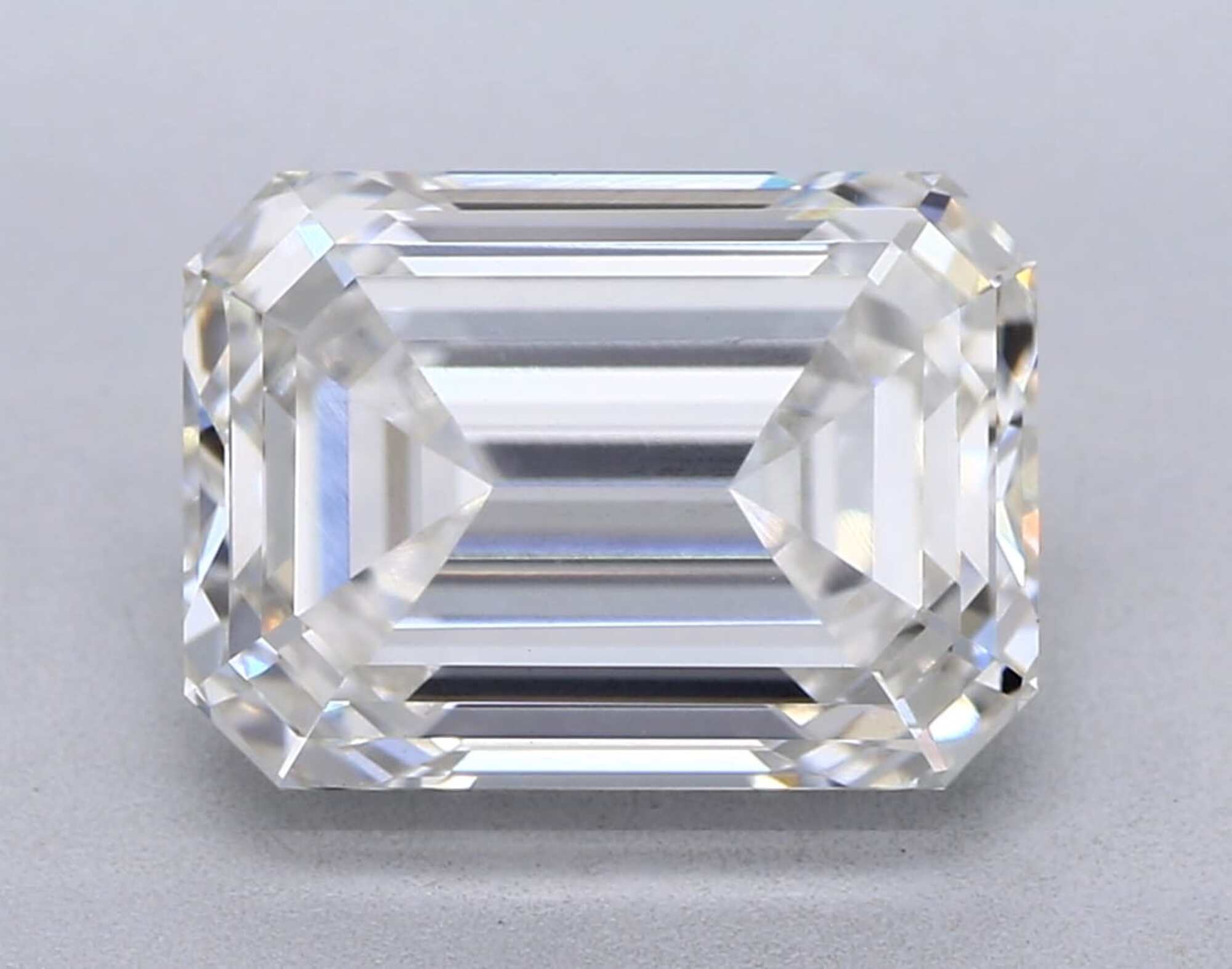 3.16 ct H VVS2 Emerald cut Diamond