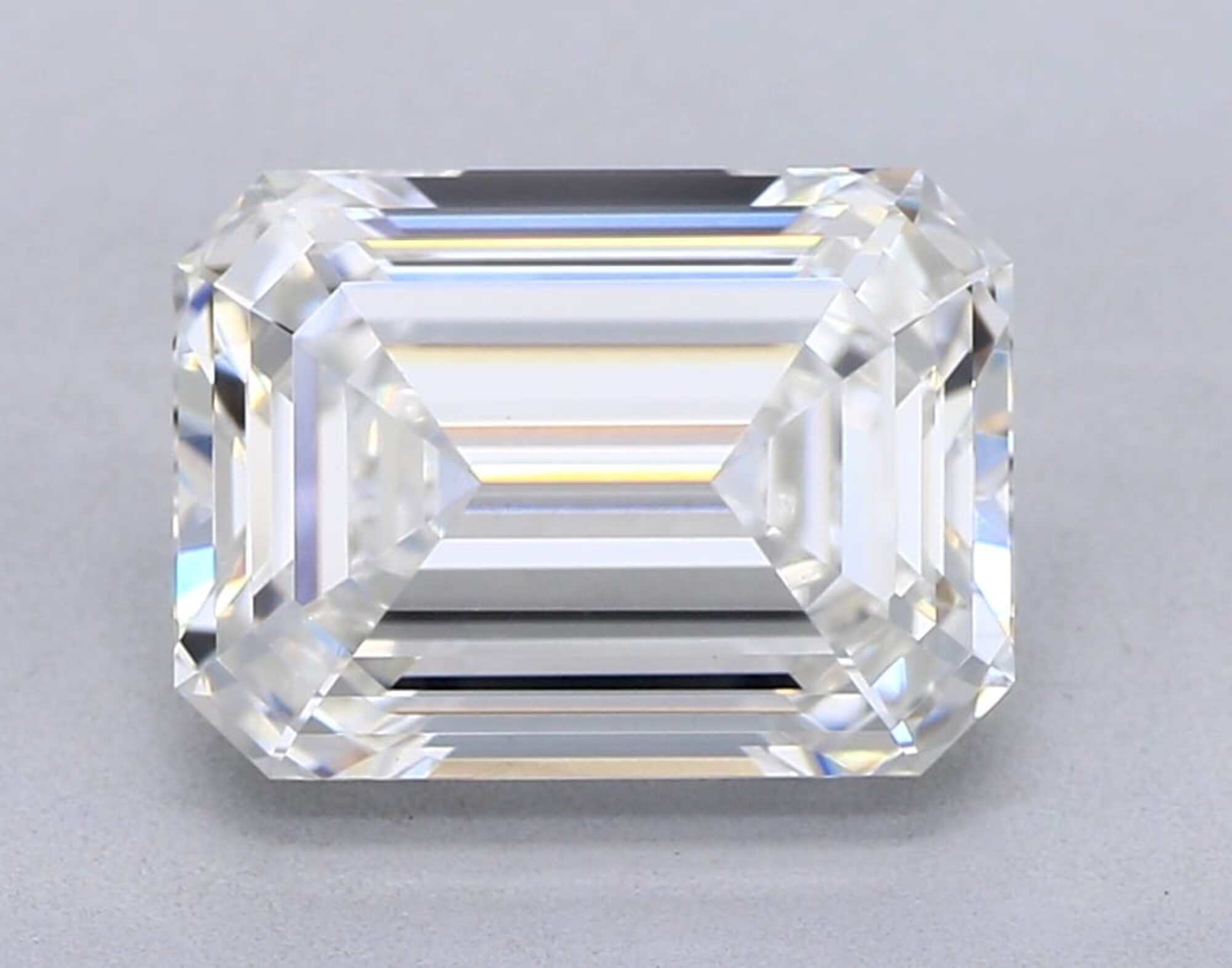 2.15 ct G VS1 Emerald cut Diamond