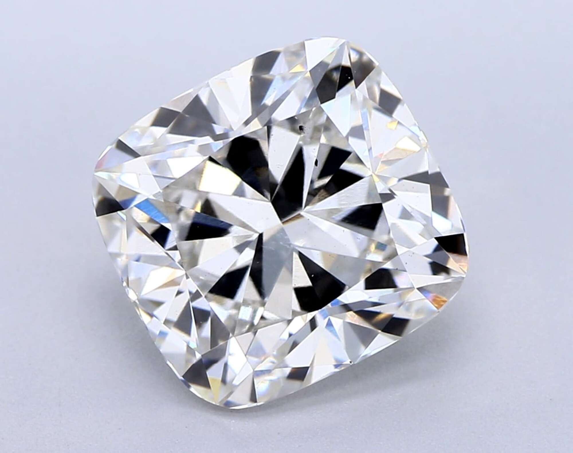 Diamante talla cojín G VS2 de 3,07 ct 