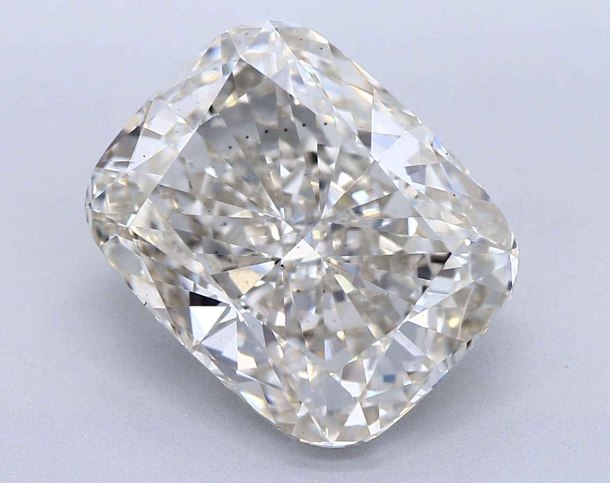 3.02 ct H VS2 Cushion cut Diamond