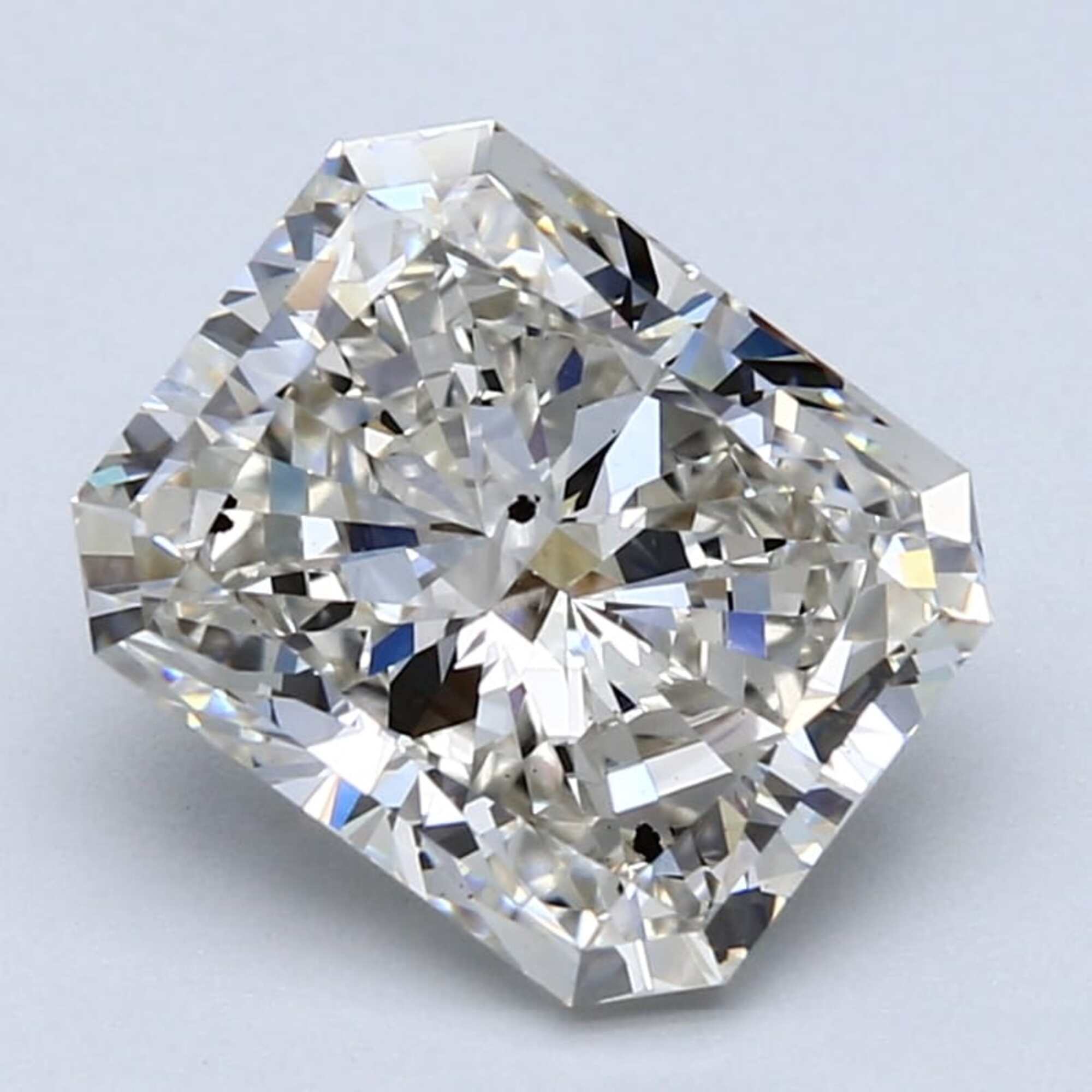 4.01 ct H SI1 Radiant cut Diamond