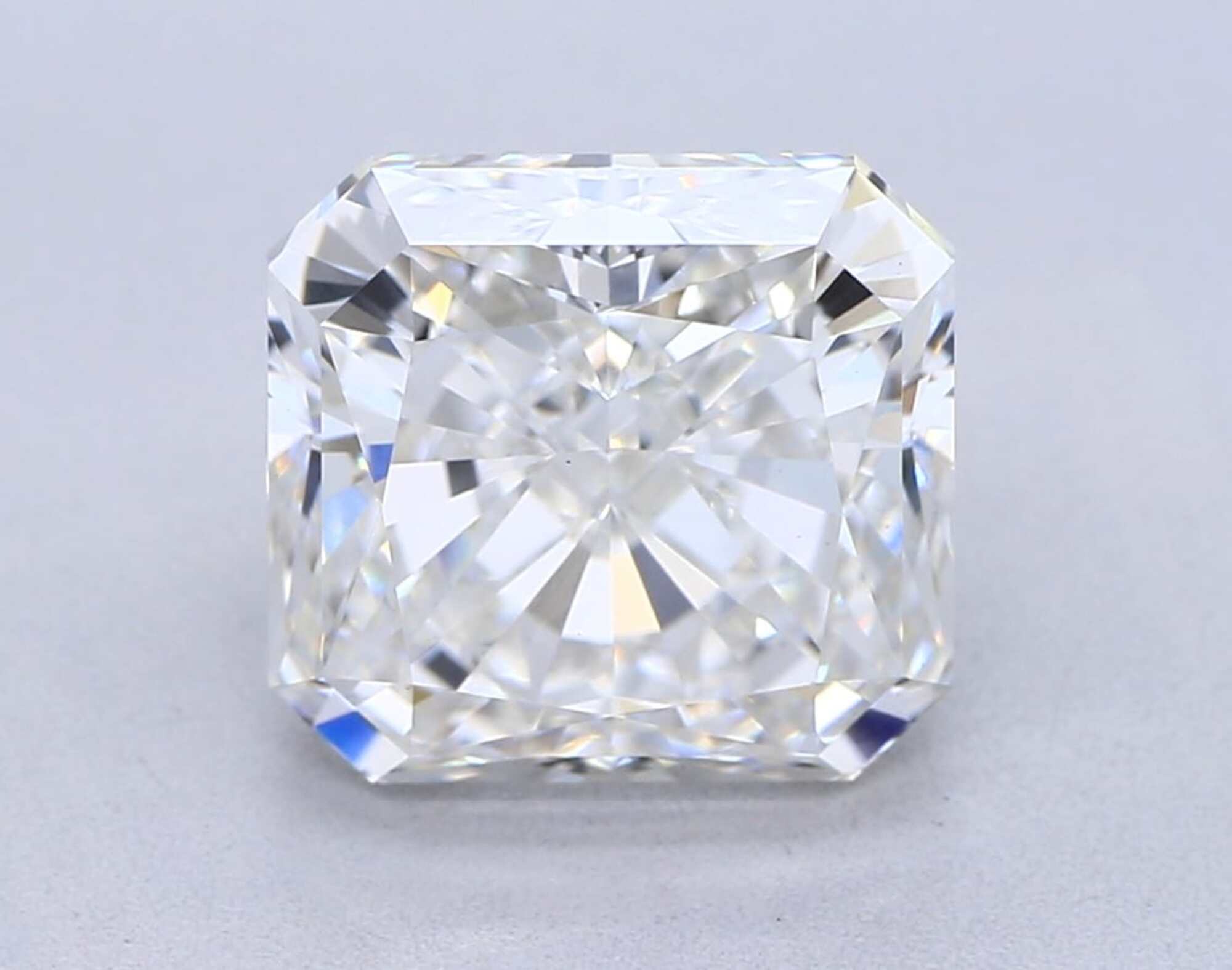 Diamante talla radiante G VS1 de 3,02 ct 