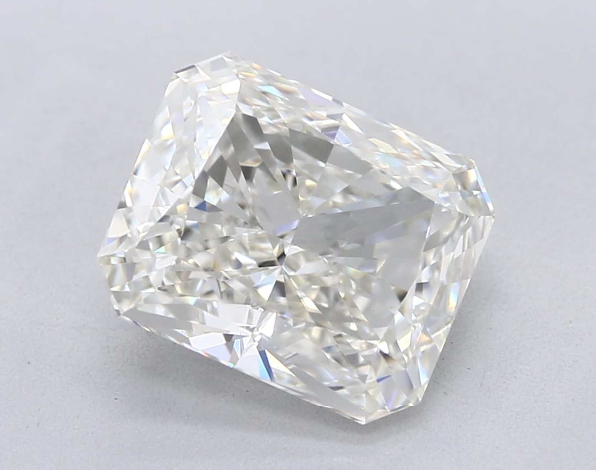 2.25 ct H VVS2 Radiant cut Diamond