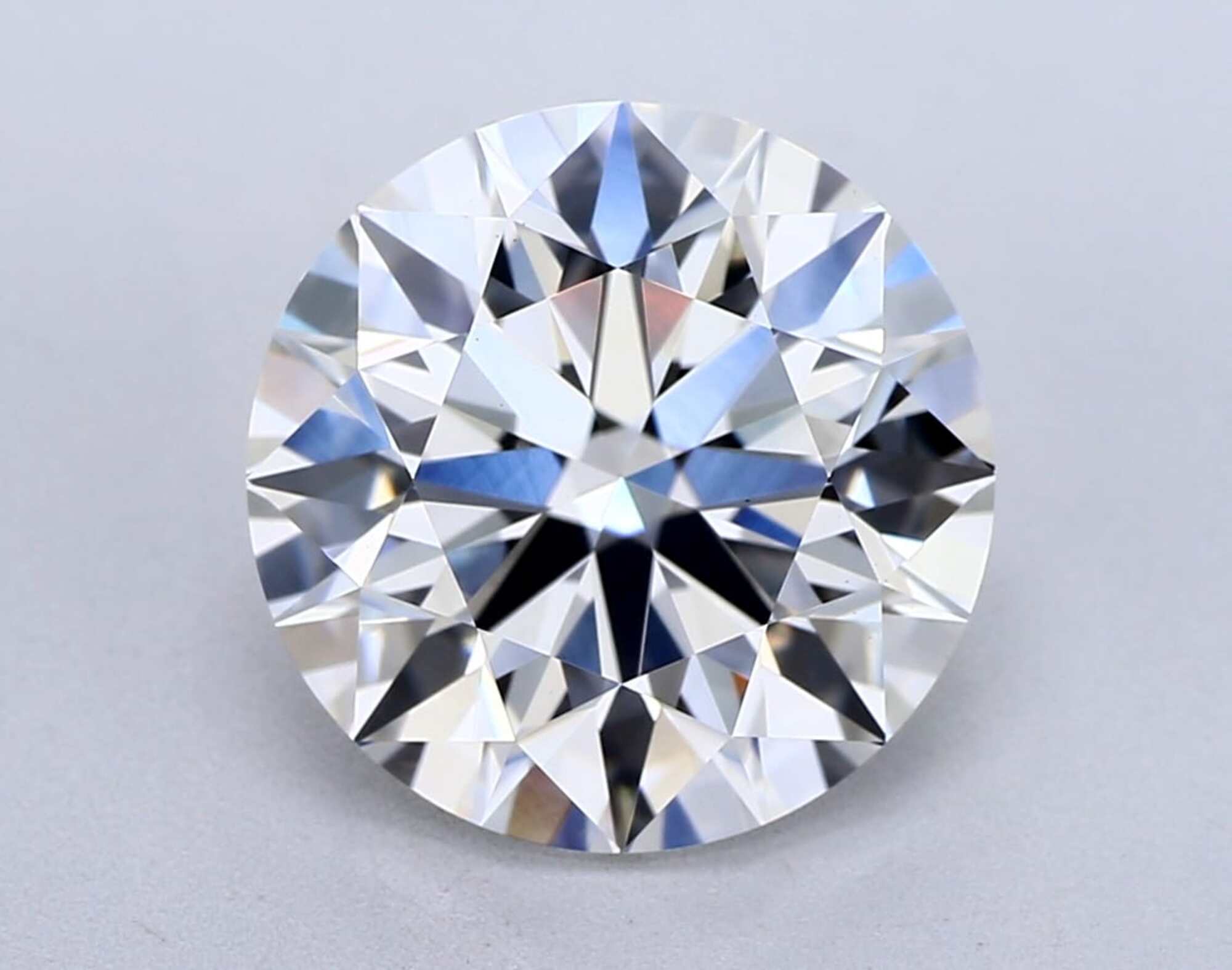 2.60 ct G VVS2 Round cut Diamond