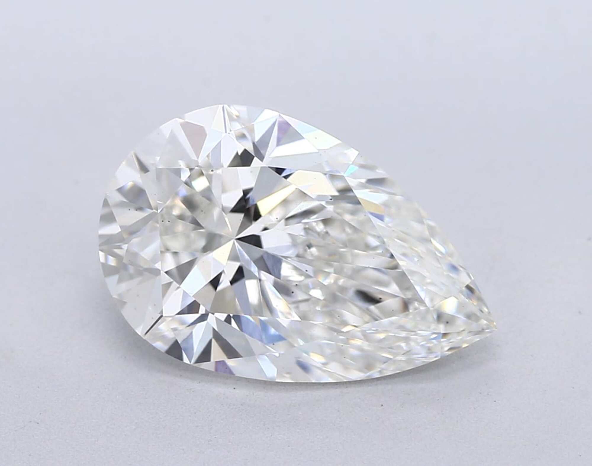 Diamante talla pera G VS2 de 2,33 ct 