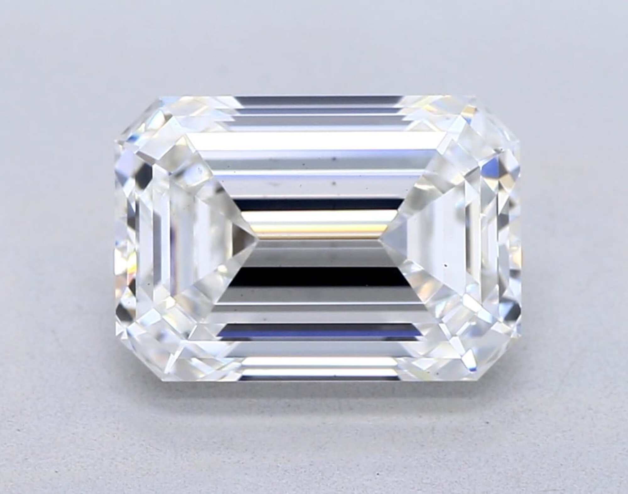 2.02 ct E VS1 Emerald cut Diamond