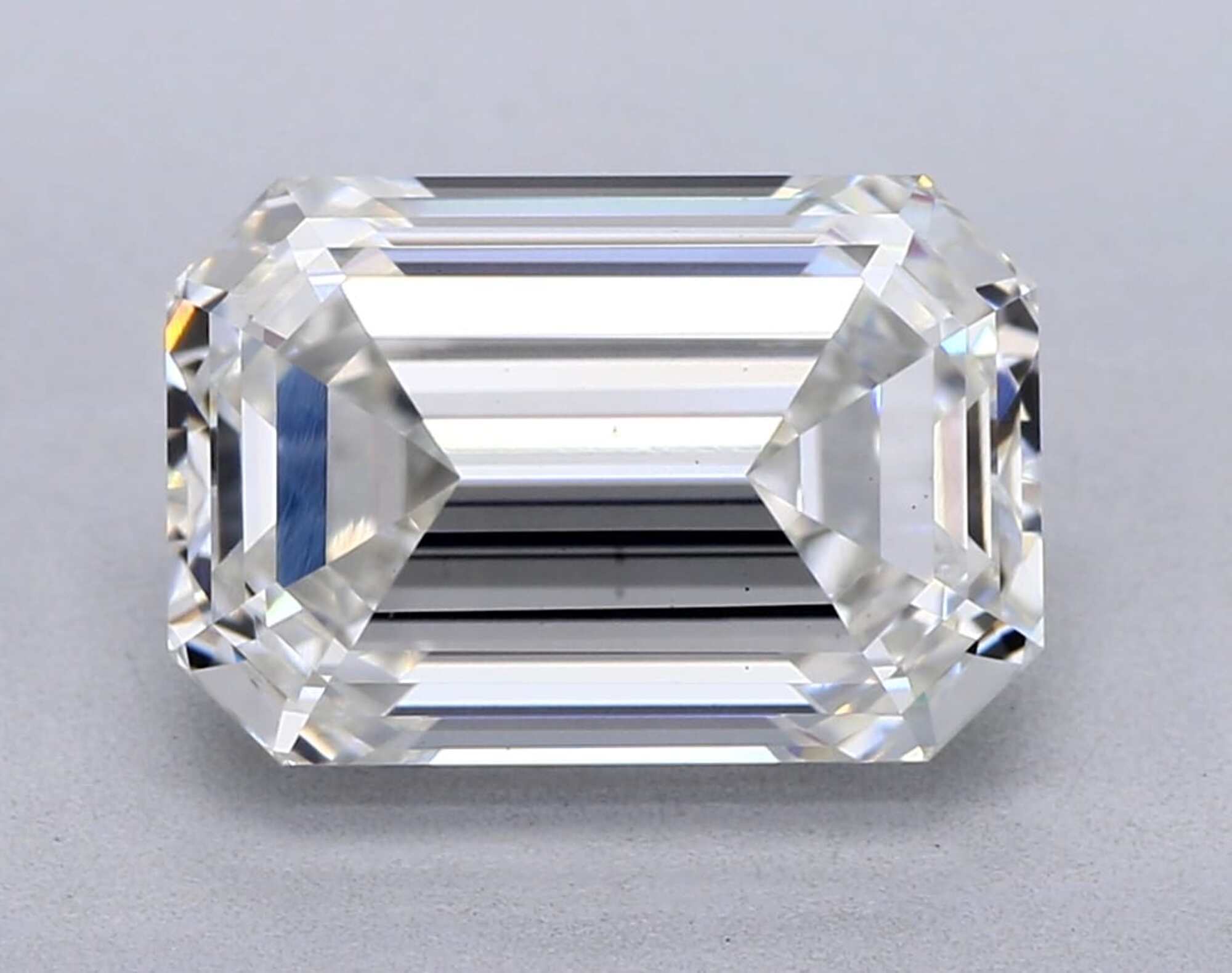 2.87 ct G VS1 Emerald cut Diamond