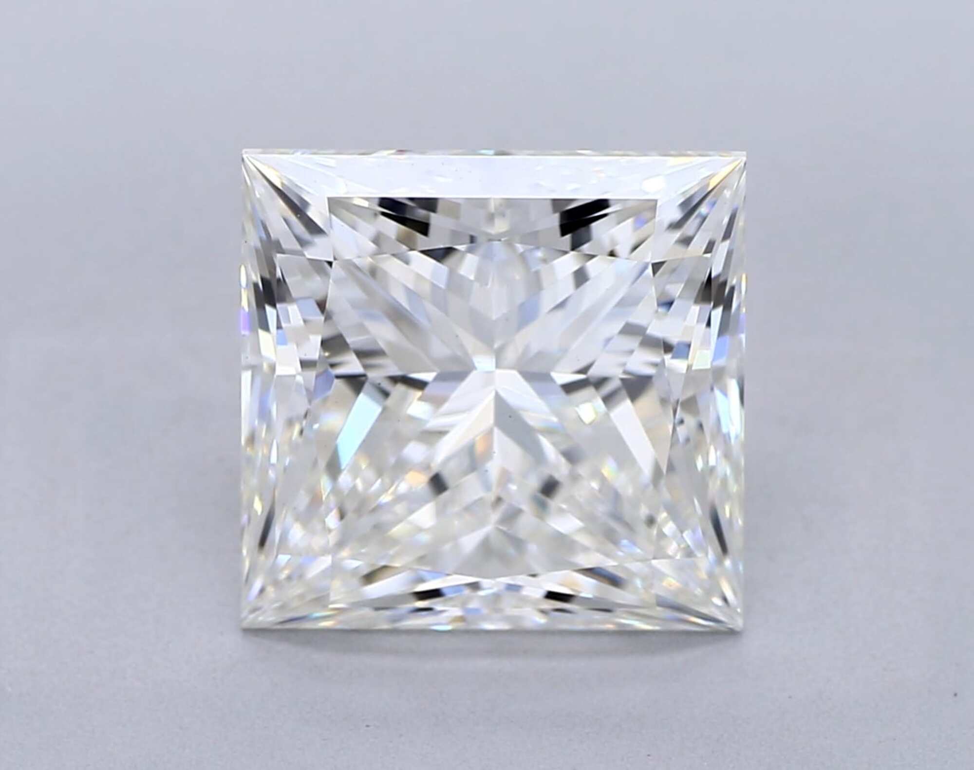 3.36 ct G VS1 Princess cut Diamond