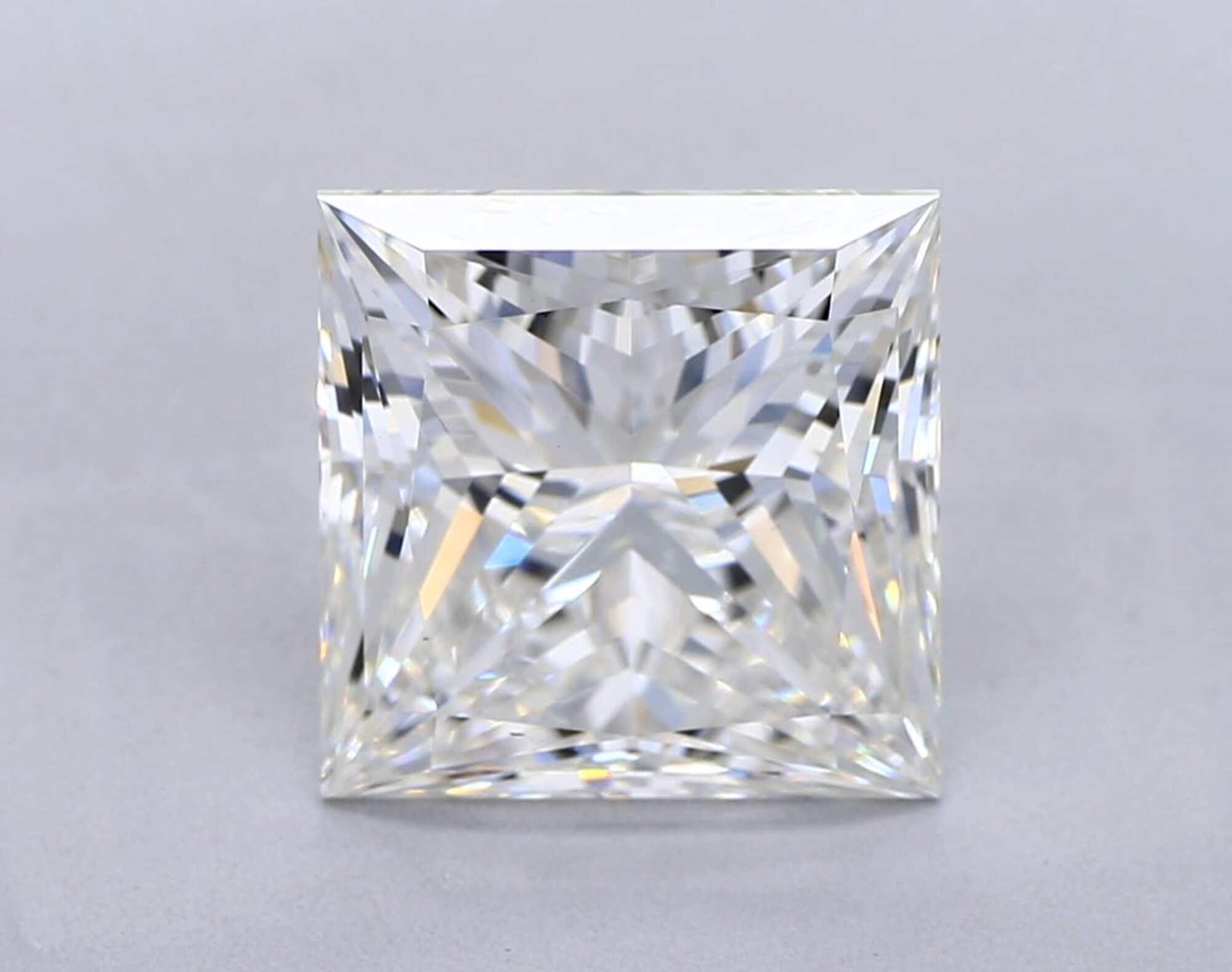 3.04 ct G VS1 Princess cut Diamond