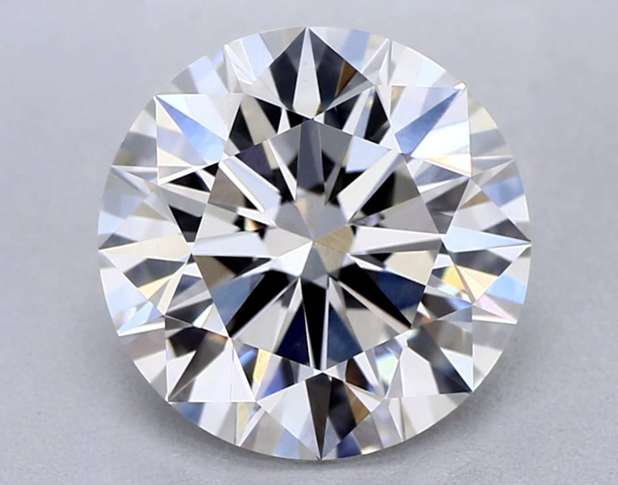 2.18 ct H VVS2 Round cut Diamond