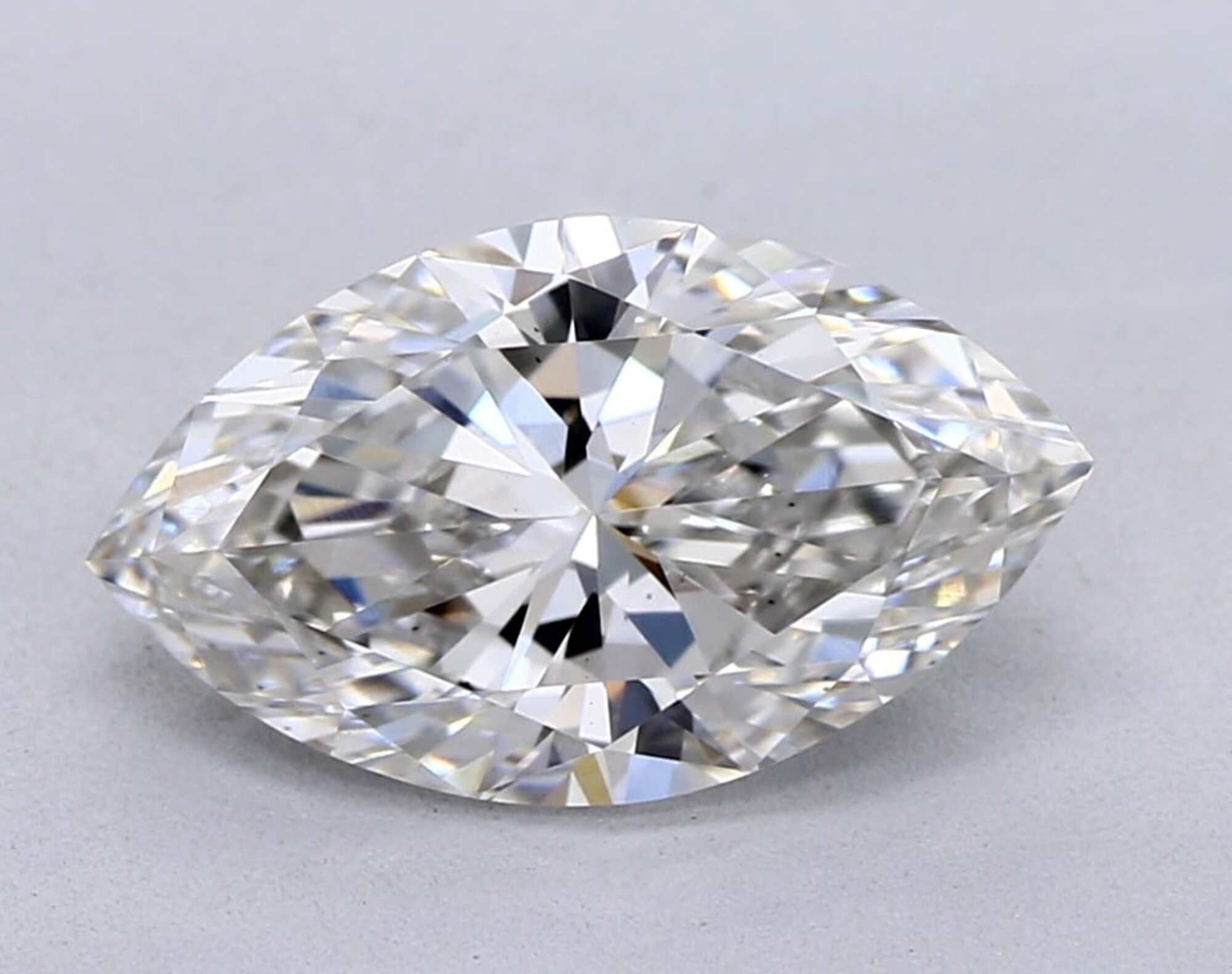 1,61 ct G VS1 Diamante talla marquesa 