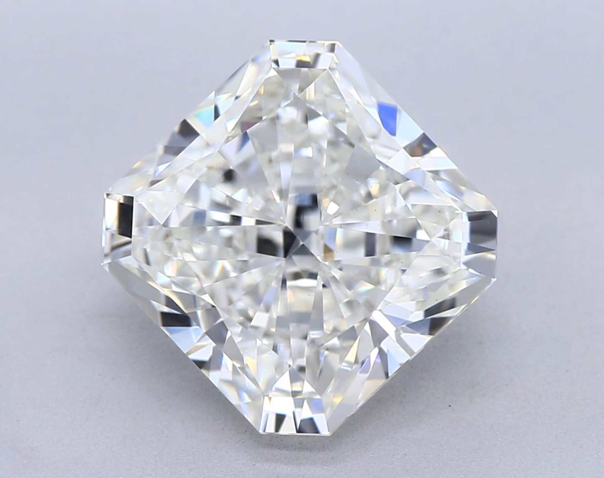 3.17 ct G VS1 Radiant cut Diamond