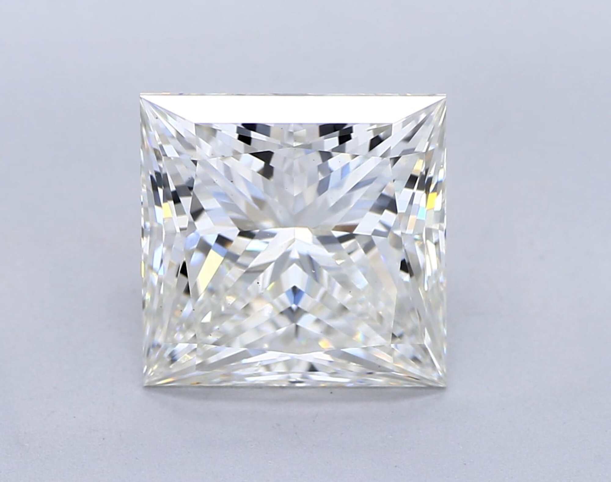 3.16 ct H VS1 Princess cut Diamond