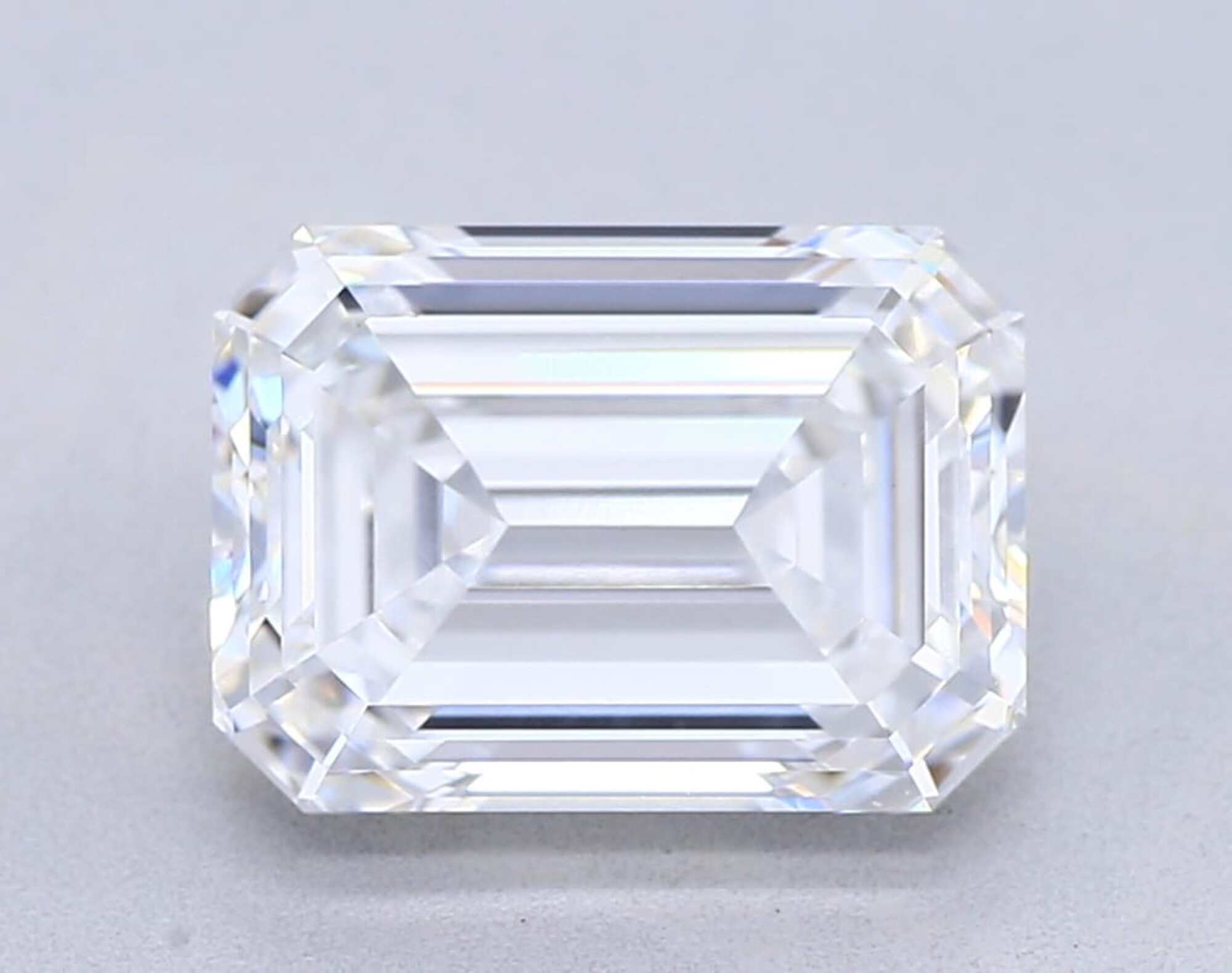 2,11 ct E VS1 Diamante talla esmeralda 
