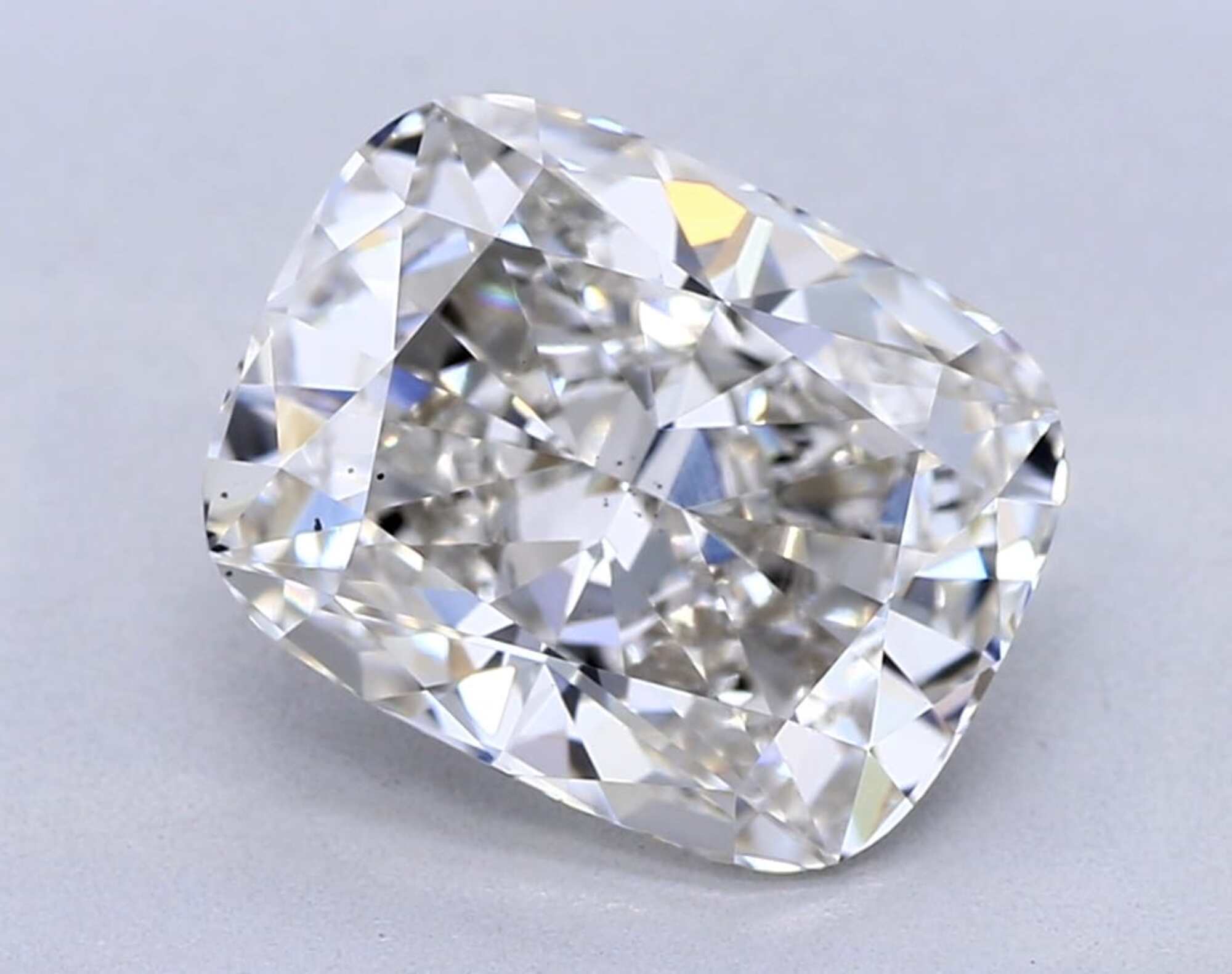 2.11 ct H VS2 Cushion cut Diamond