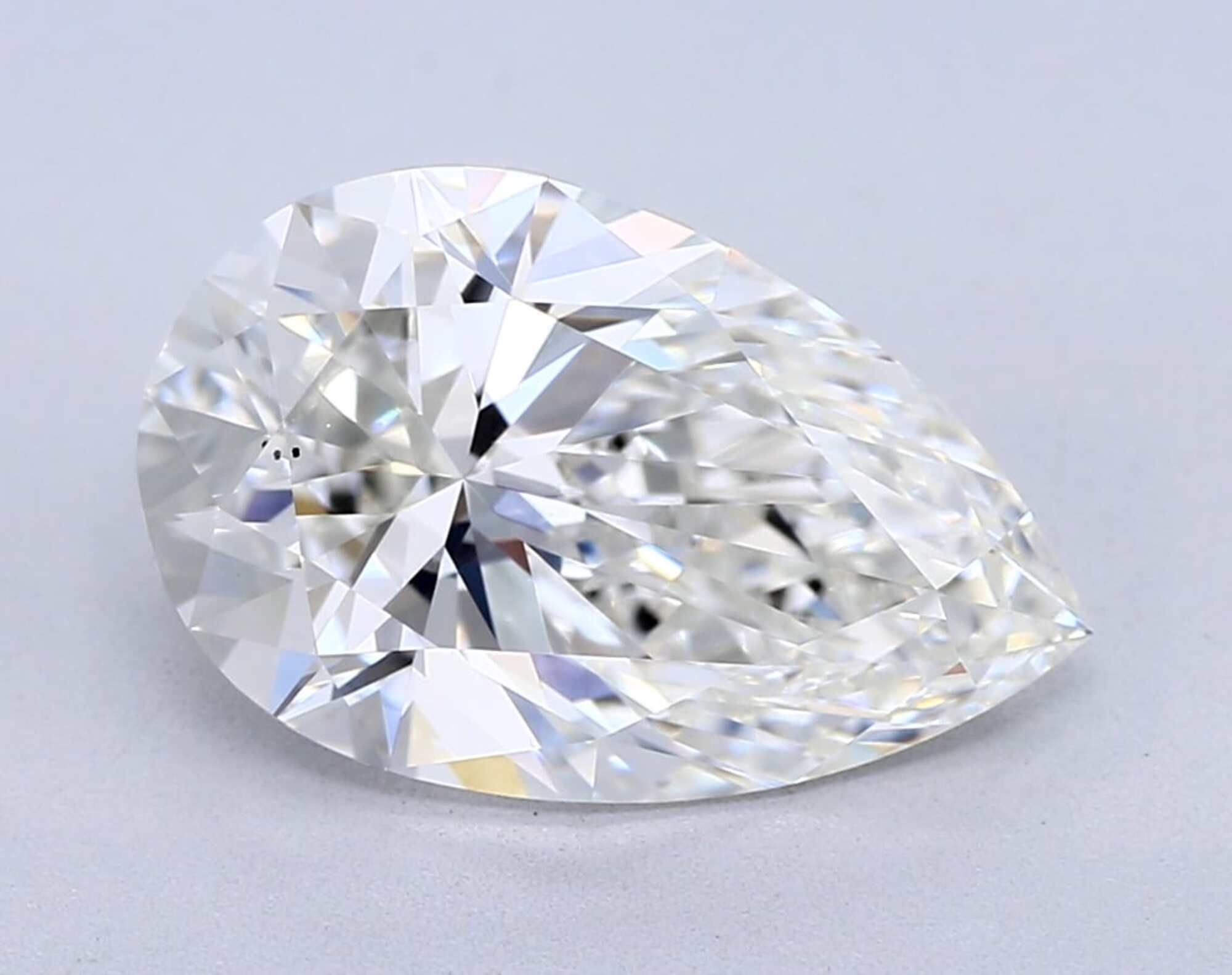 2.27 ct F VS2 Pear cut Diamond