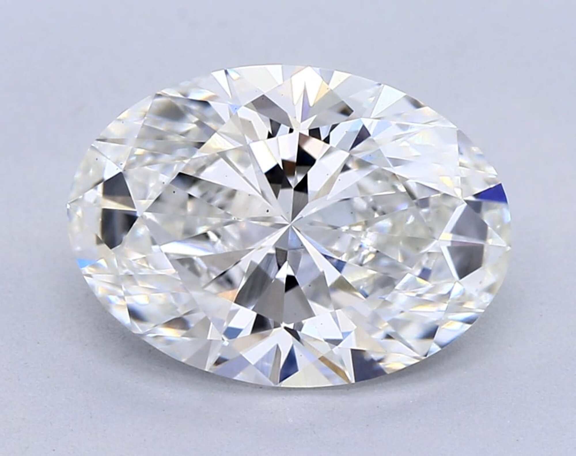 Diamante talla ovalada F VS1 de 2,17 ct 