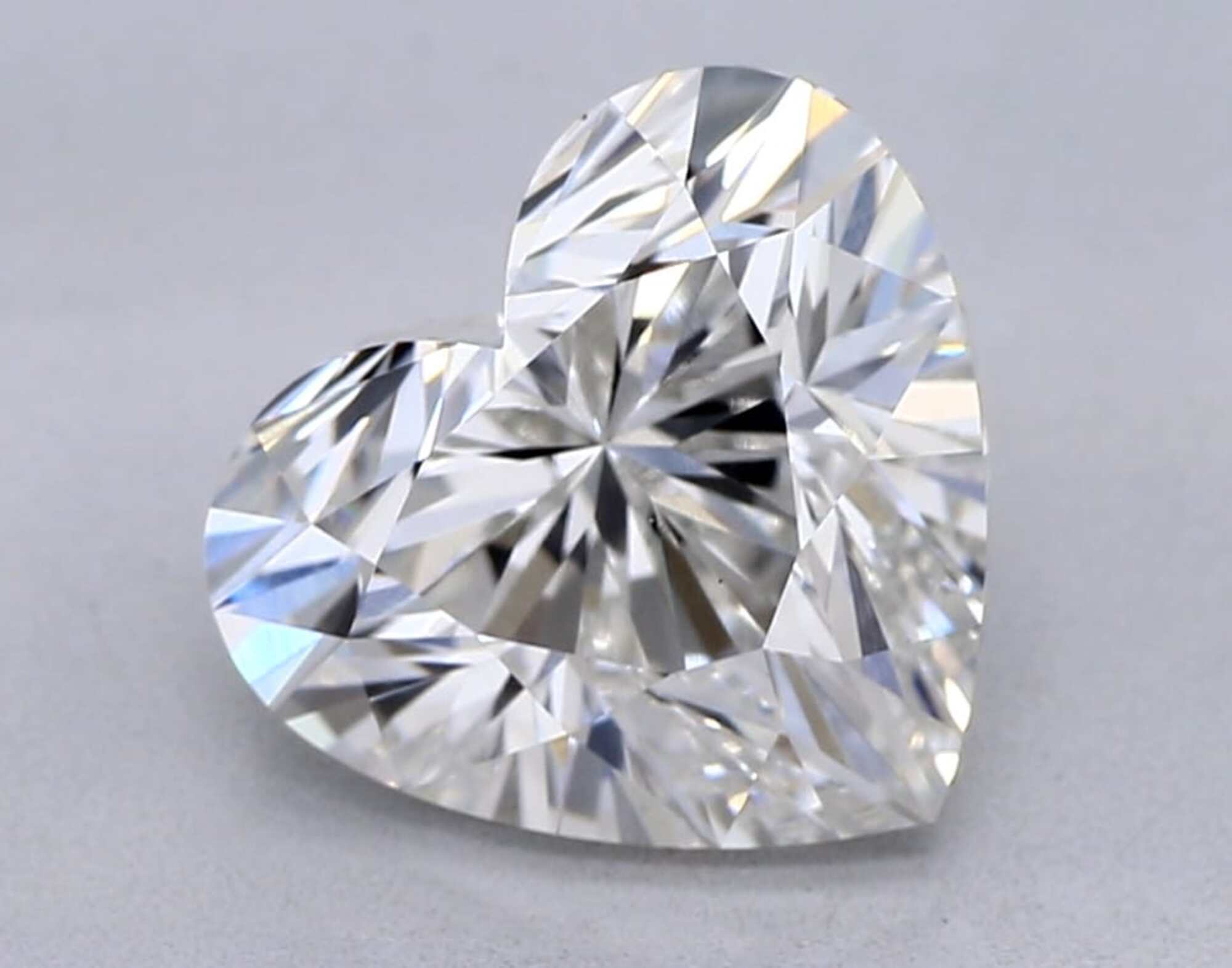 Diamante talla corazón G VS1 de 2,01 ct 