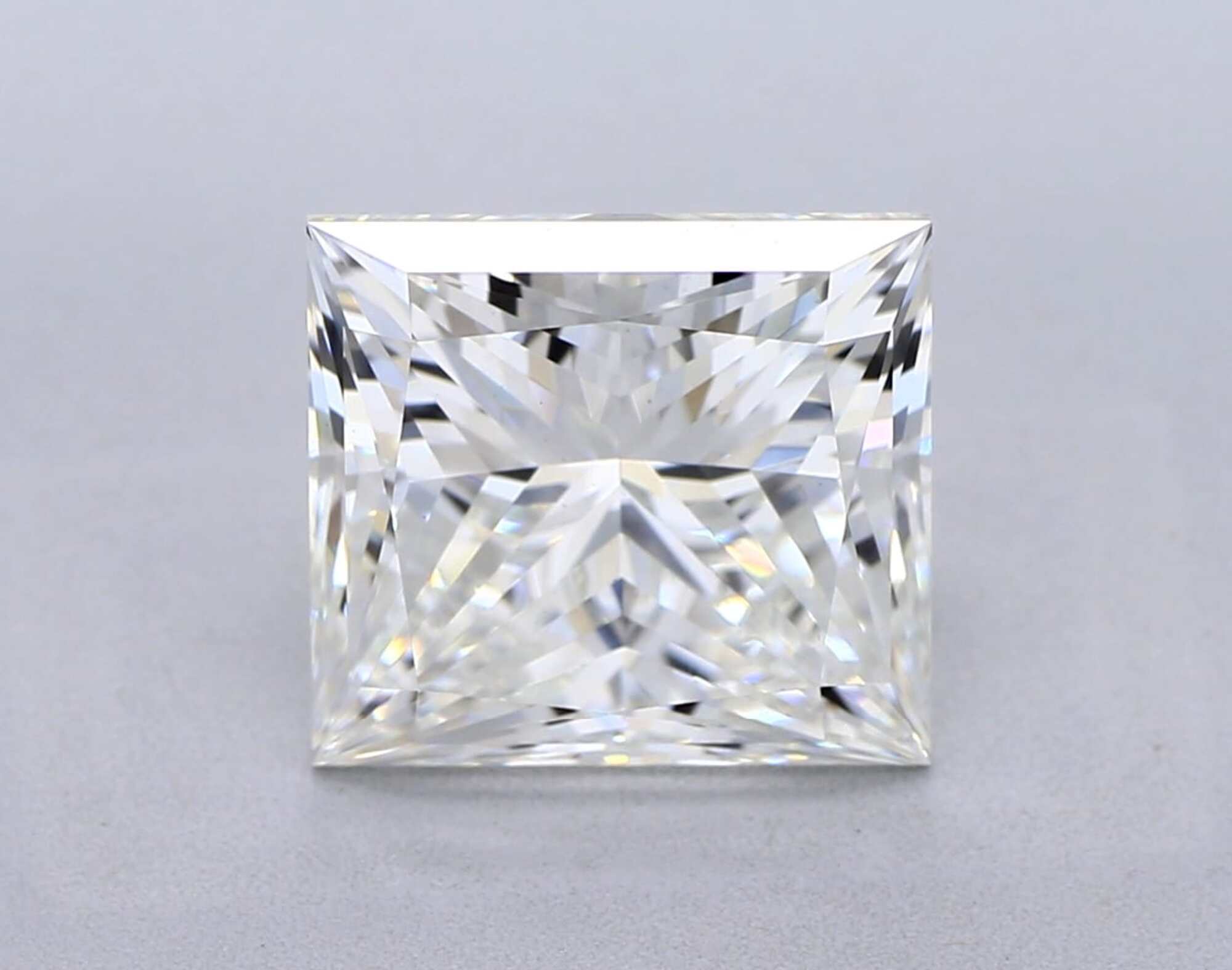 3.01 ct G VS1 Princess cut Diamond