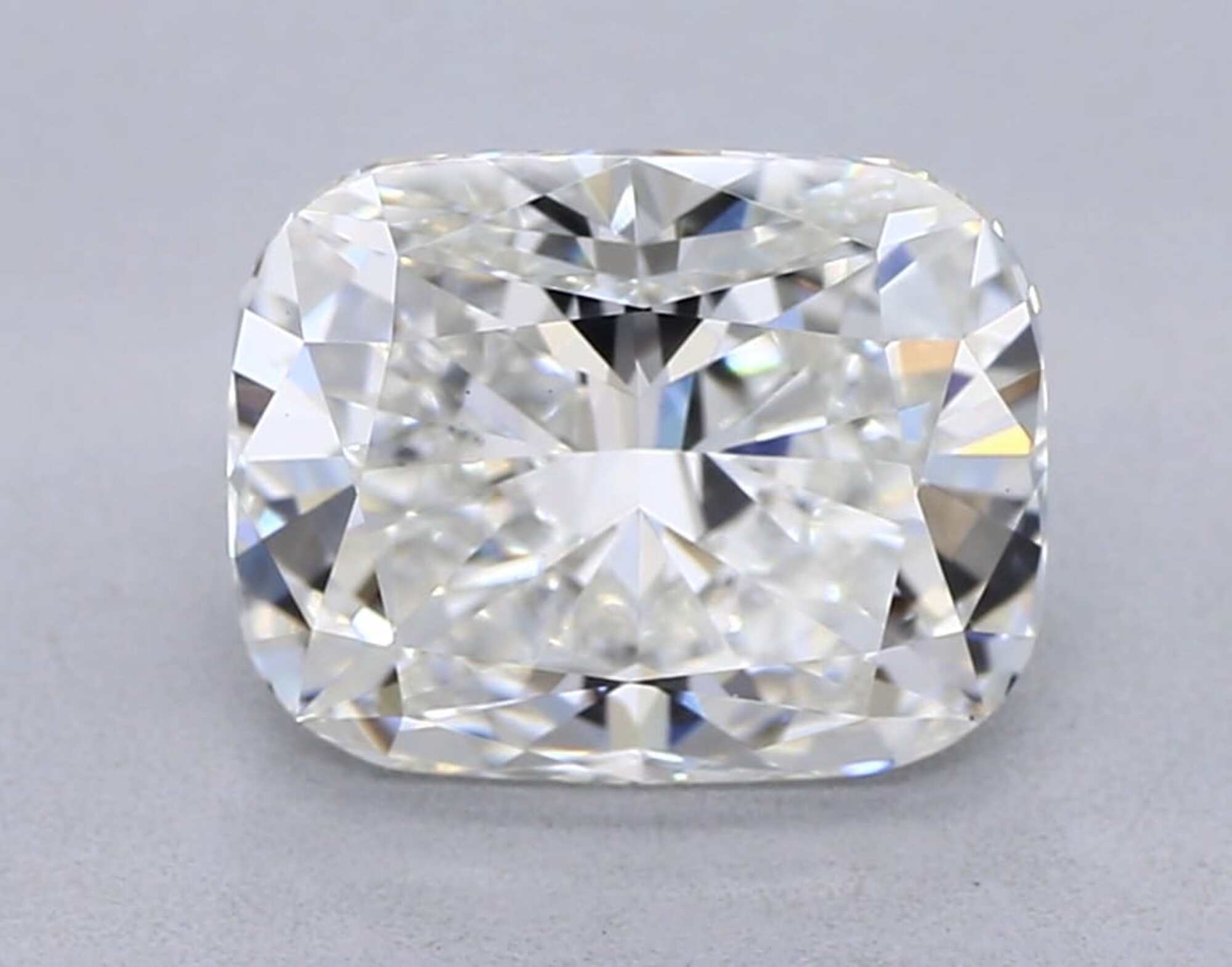 Diamante talla cojín G VS1 de 1,67 ct 