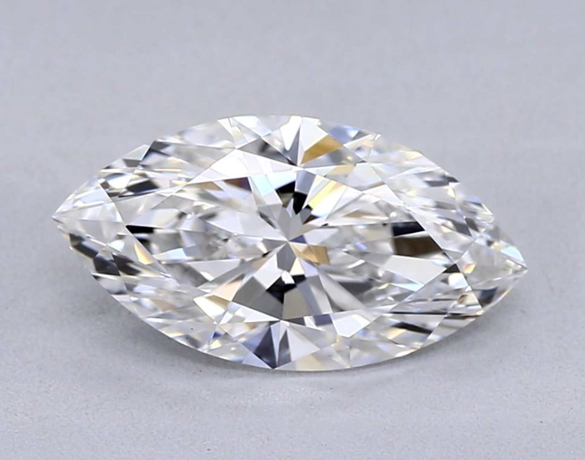 1,02 ct F VS1 Diamante talla marquesa 