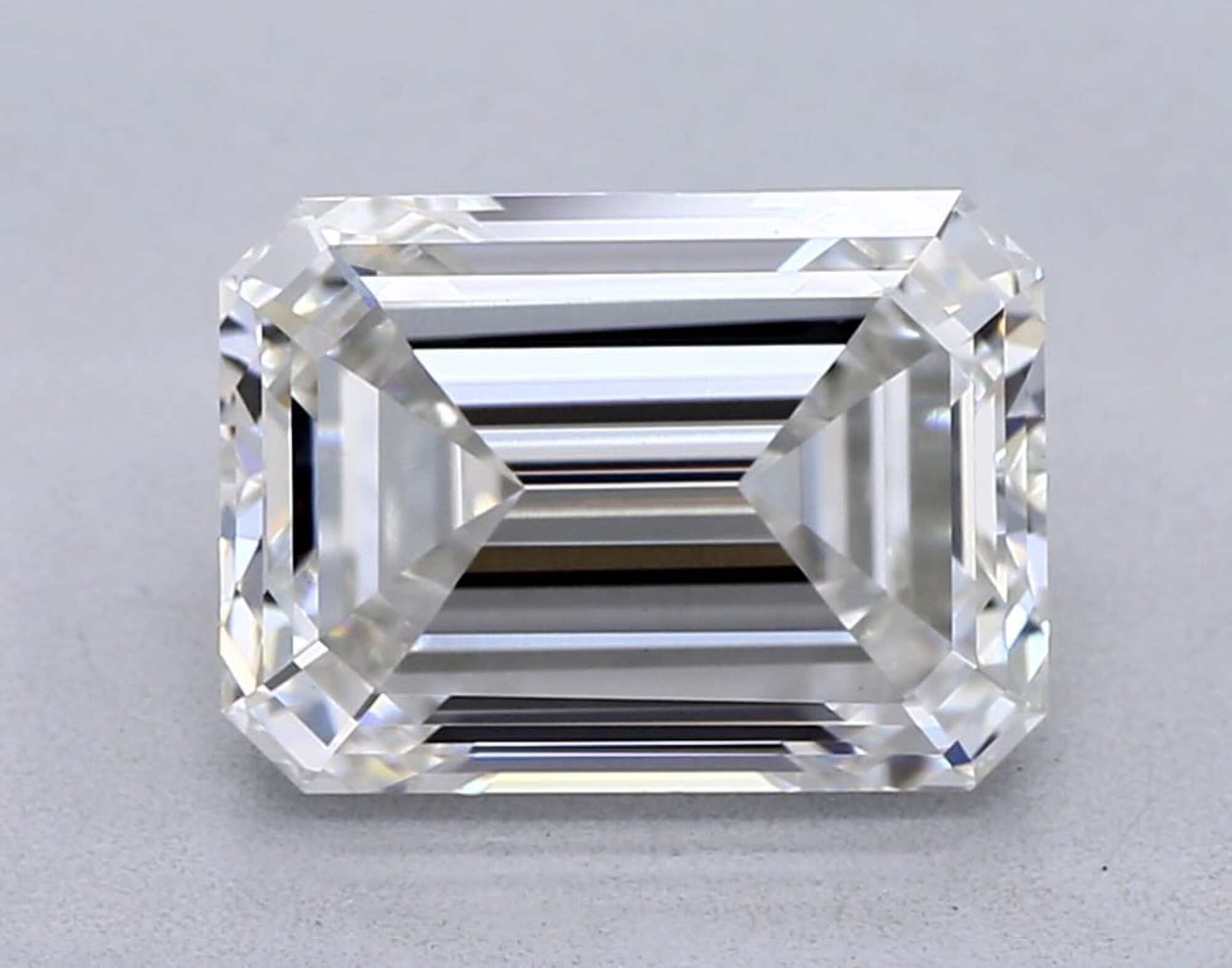 2.01 ct G VS1 Emerald cut Diamond
