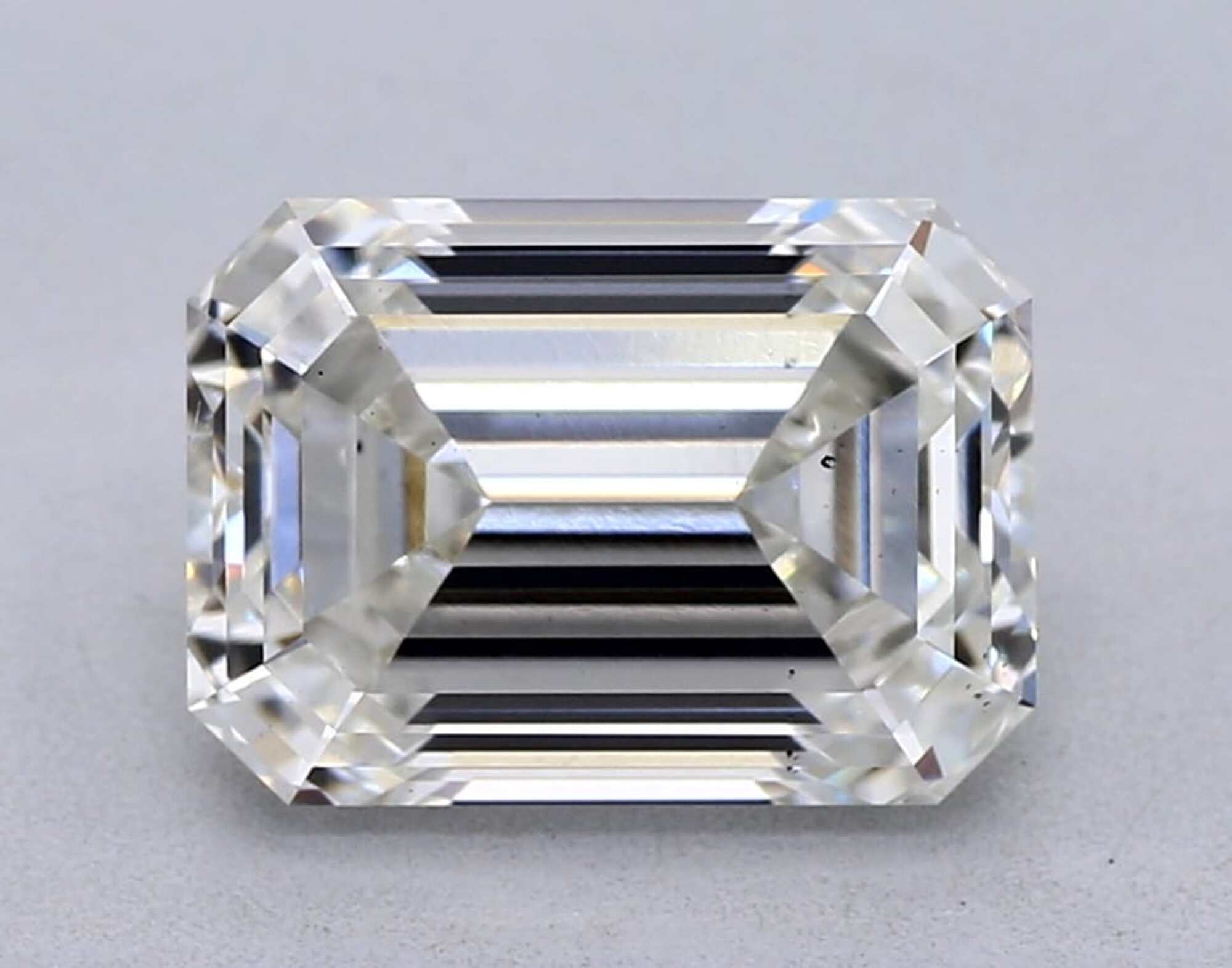 2.06 ct H VS2 Emerald cut Diamond